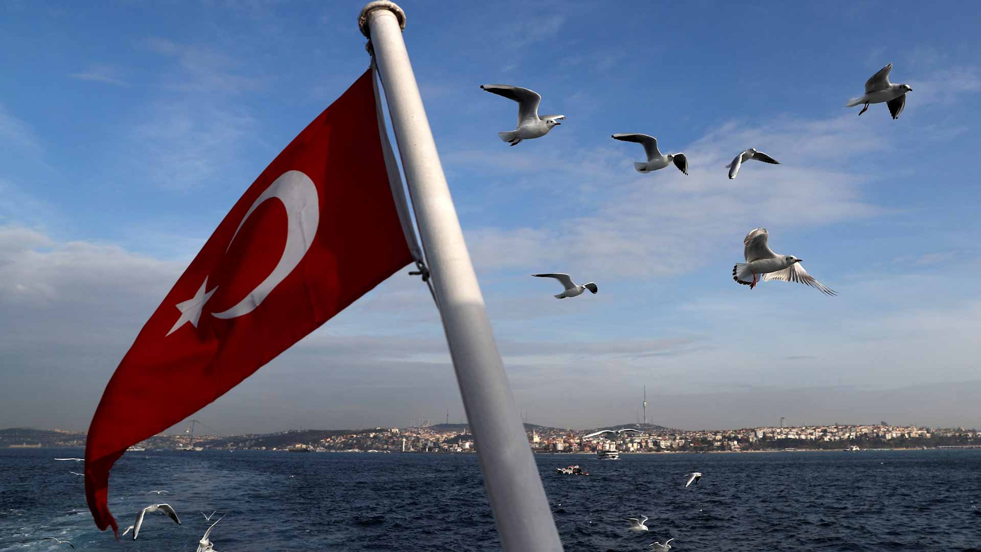 تركيا ترفع أسعار الكهرباء والغاز وتطبق الزيادة بأثر فوري 