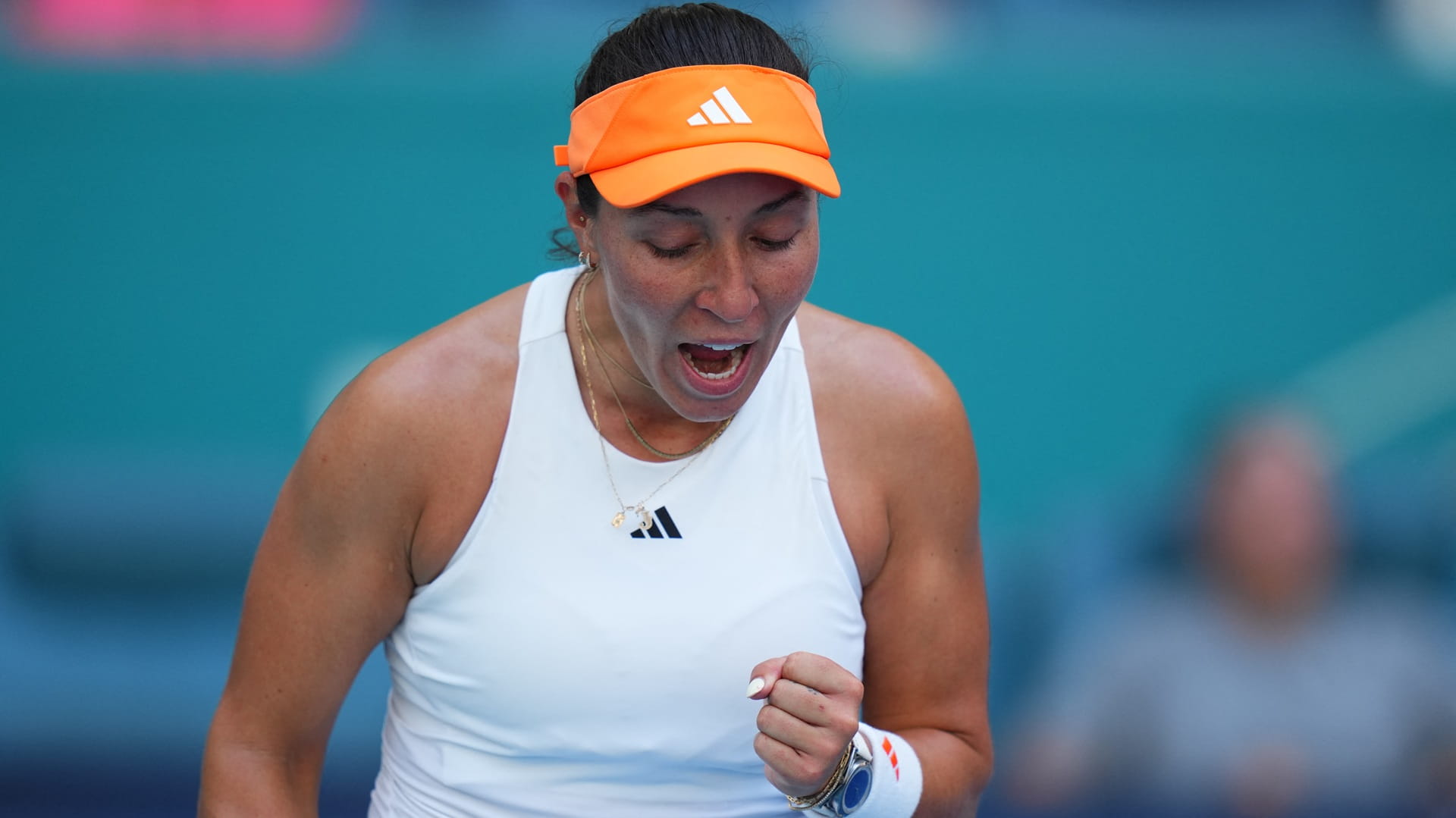 Pegula reaches Charleston semifinals 