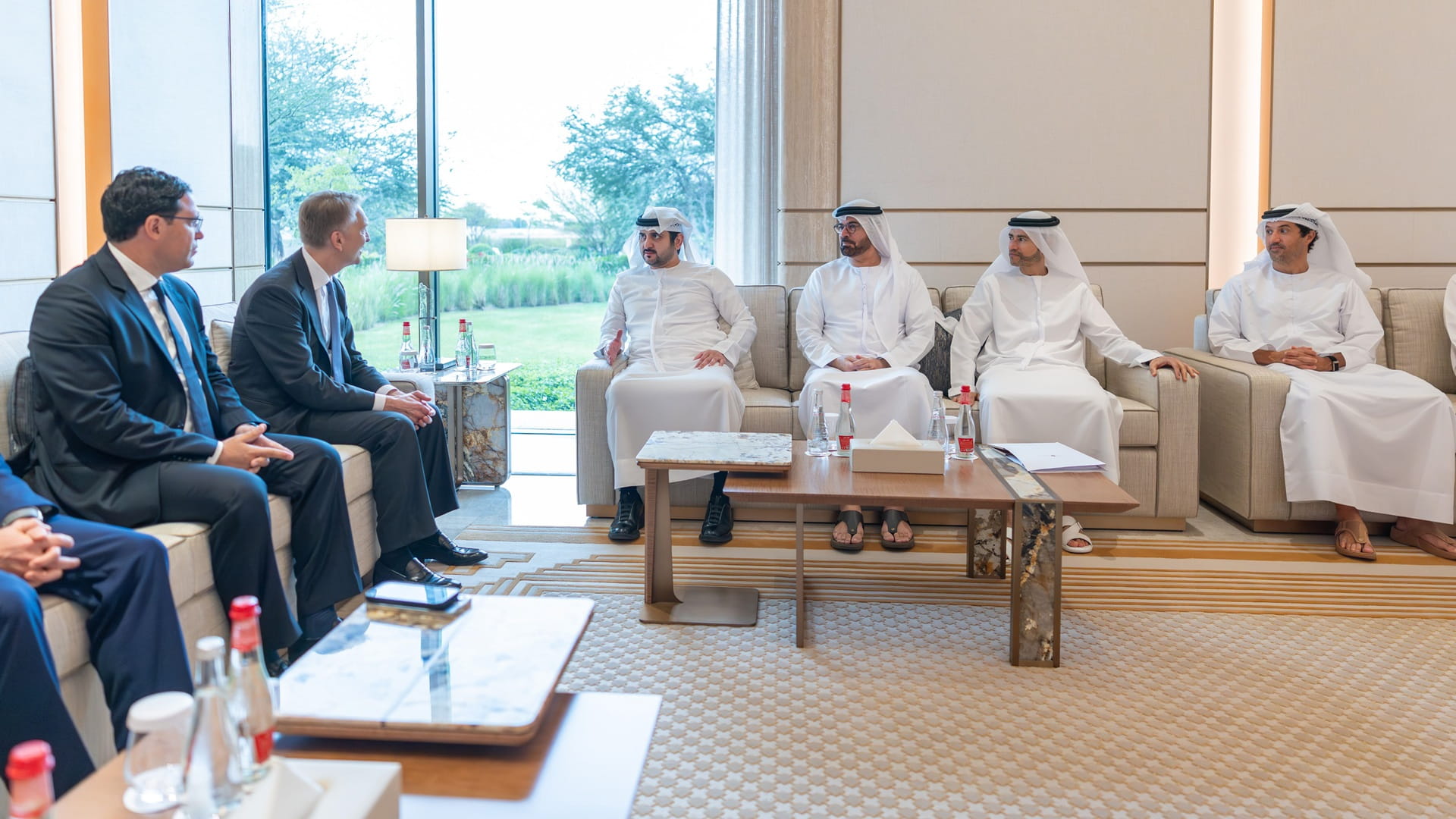 Maktoum bin Mohammed meets with CEO of Brookfield Corporation