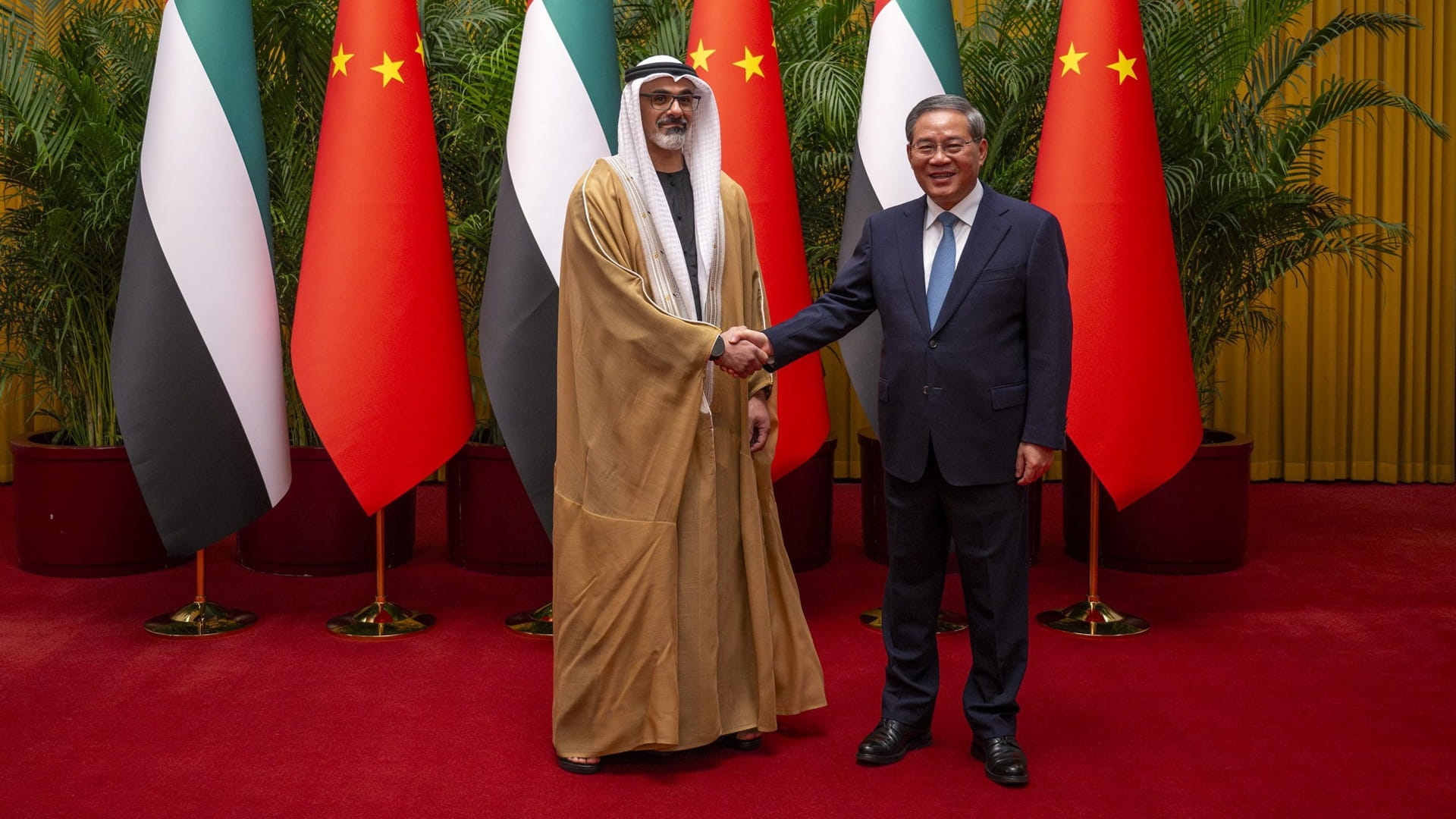 AD CP, Premier of China discuss strengthening partnership