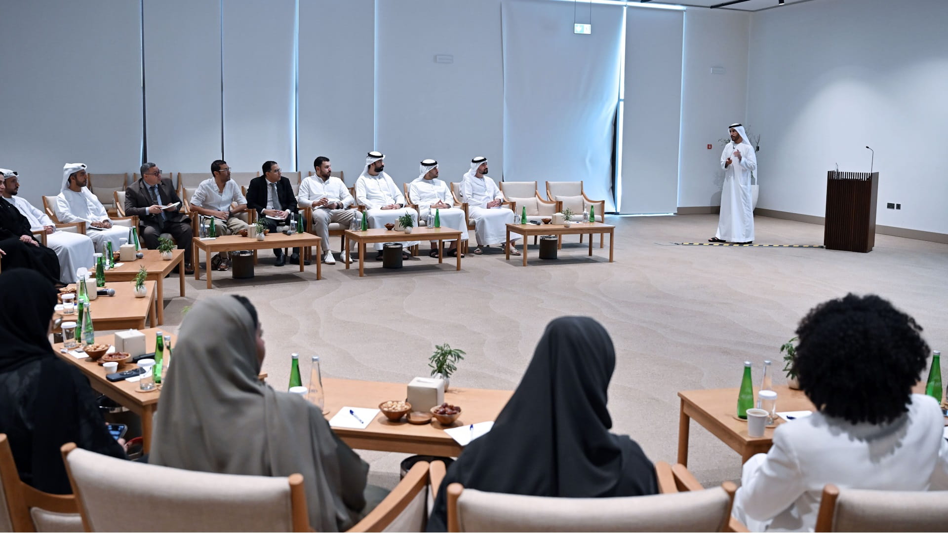 صورة بعنوان: "تنافسية الكوادر الإماراتية"يعلن تحديثات "نافس" بعد تمديده حتى2040 