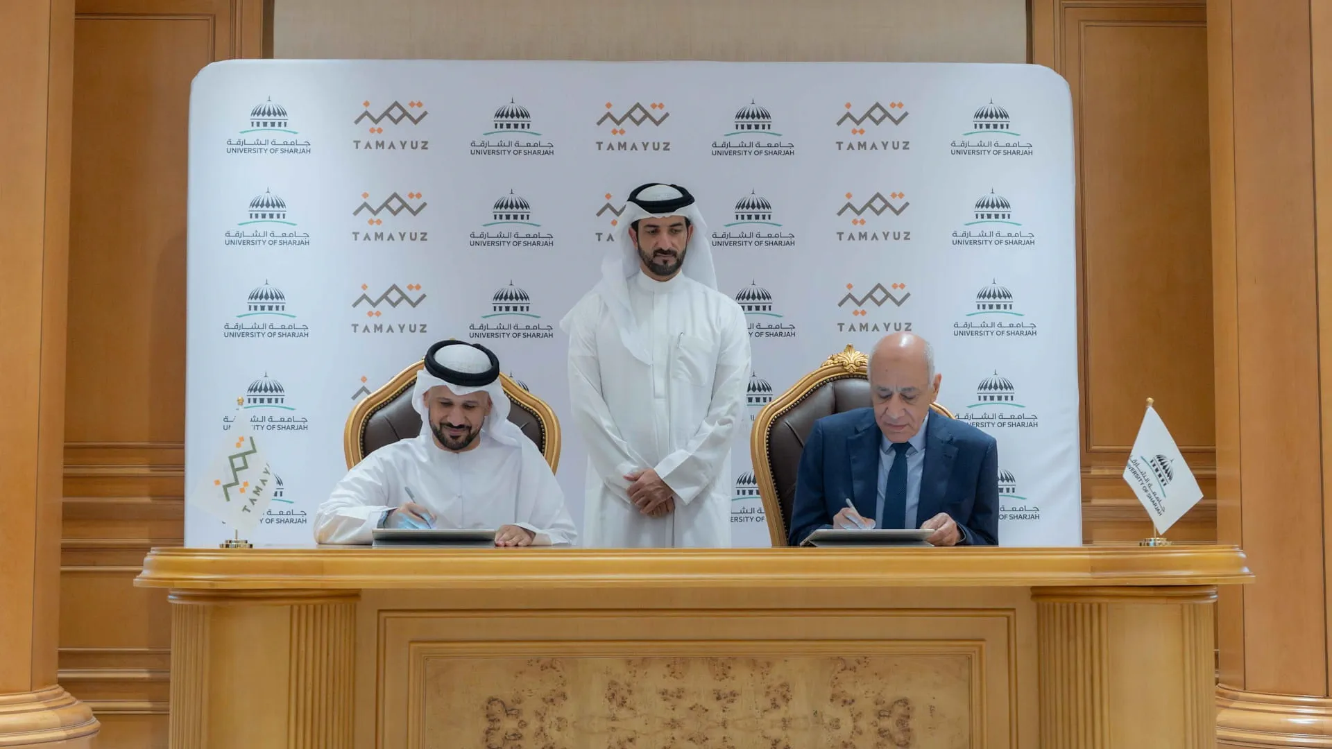 Sultan bin Ahmed witnesses MoU signing between UOS, “Tamayuz” 