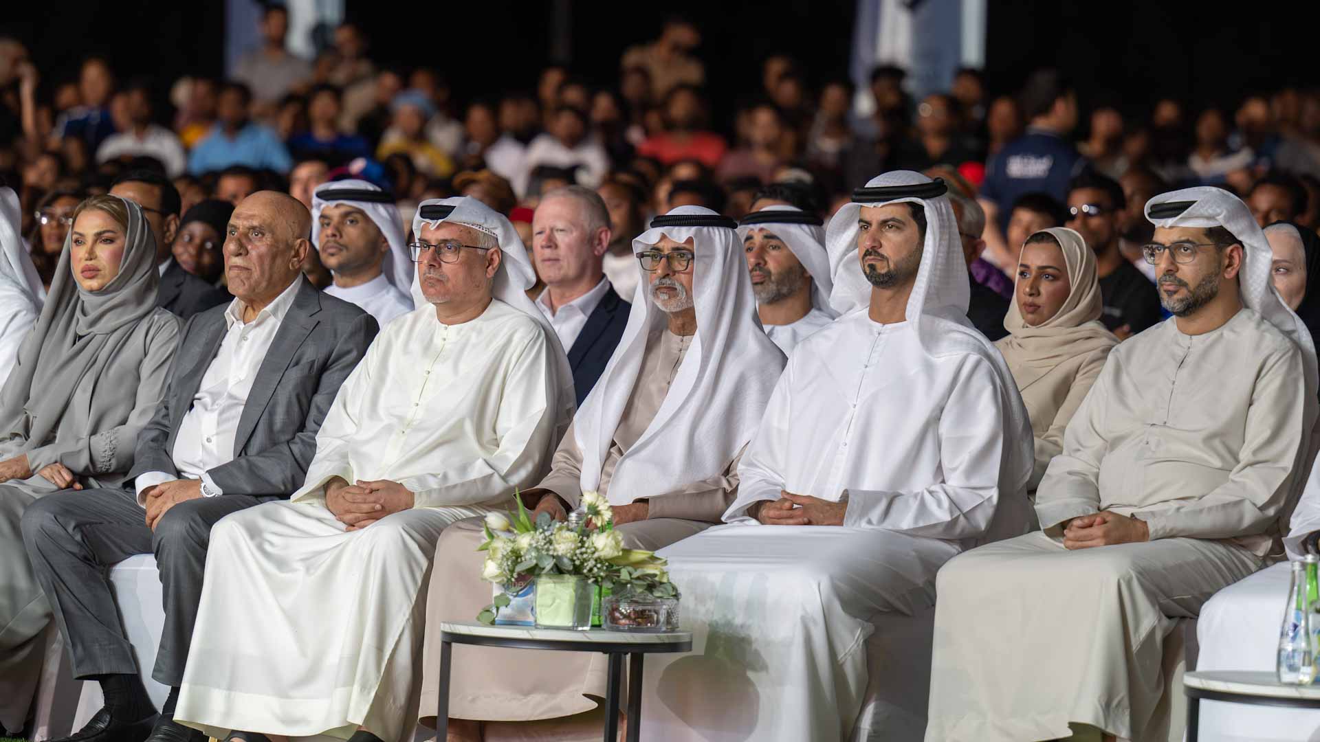 نهيان بن مبارك يشهد احتفالية الإمارات باليوم العالمي للعمال 