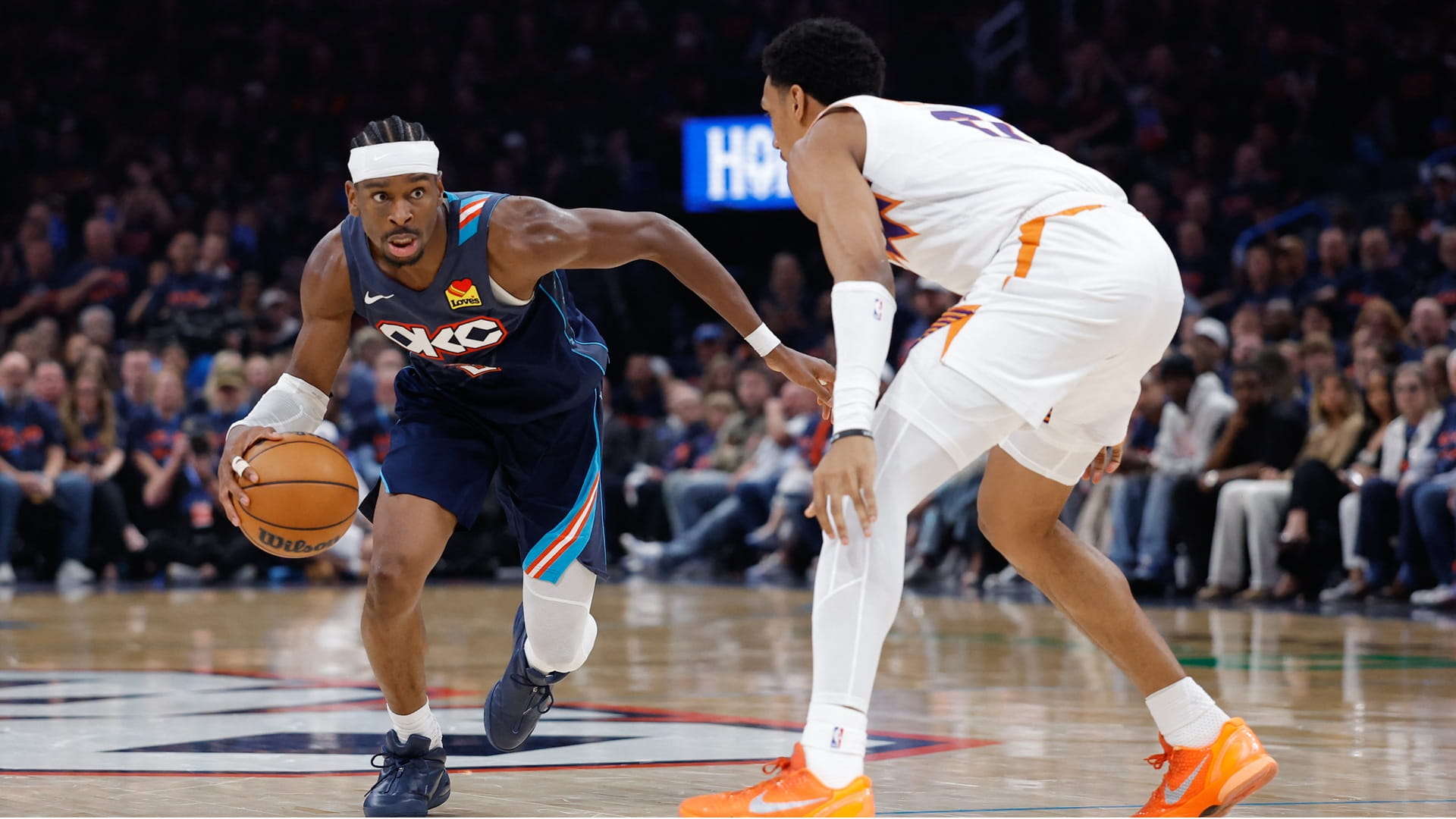 Thunder roll past Suns, Pistons level series with Magic 