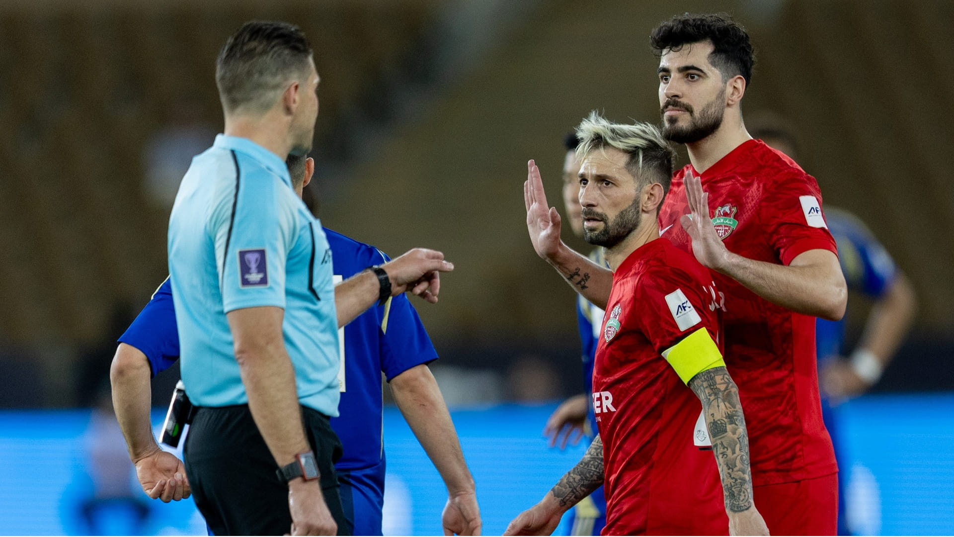صورة بعنوان: اتحاد الكرة يجدد دعمه لشباب الأهلي بعد قرار الاتحاد الآسيوي 