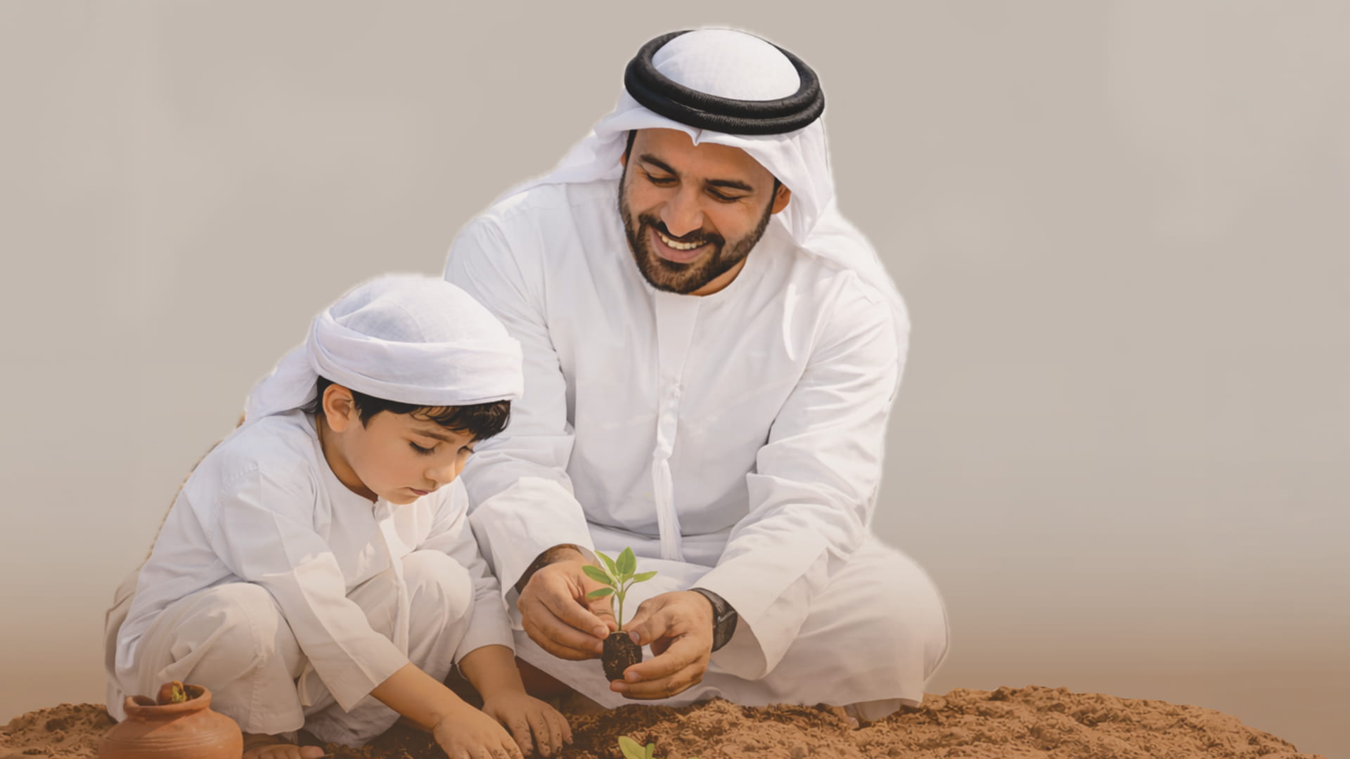 بالوعي يبدأ من المنزل.. شرطة الشارقة تعزز دور الأسرة في بناء أجيال