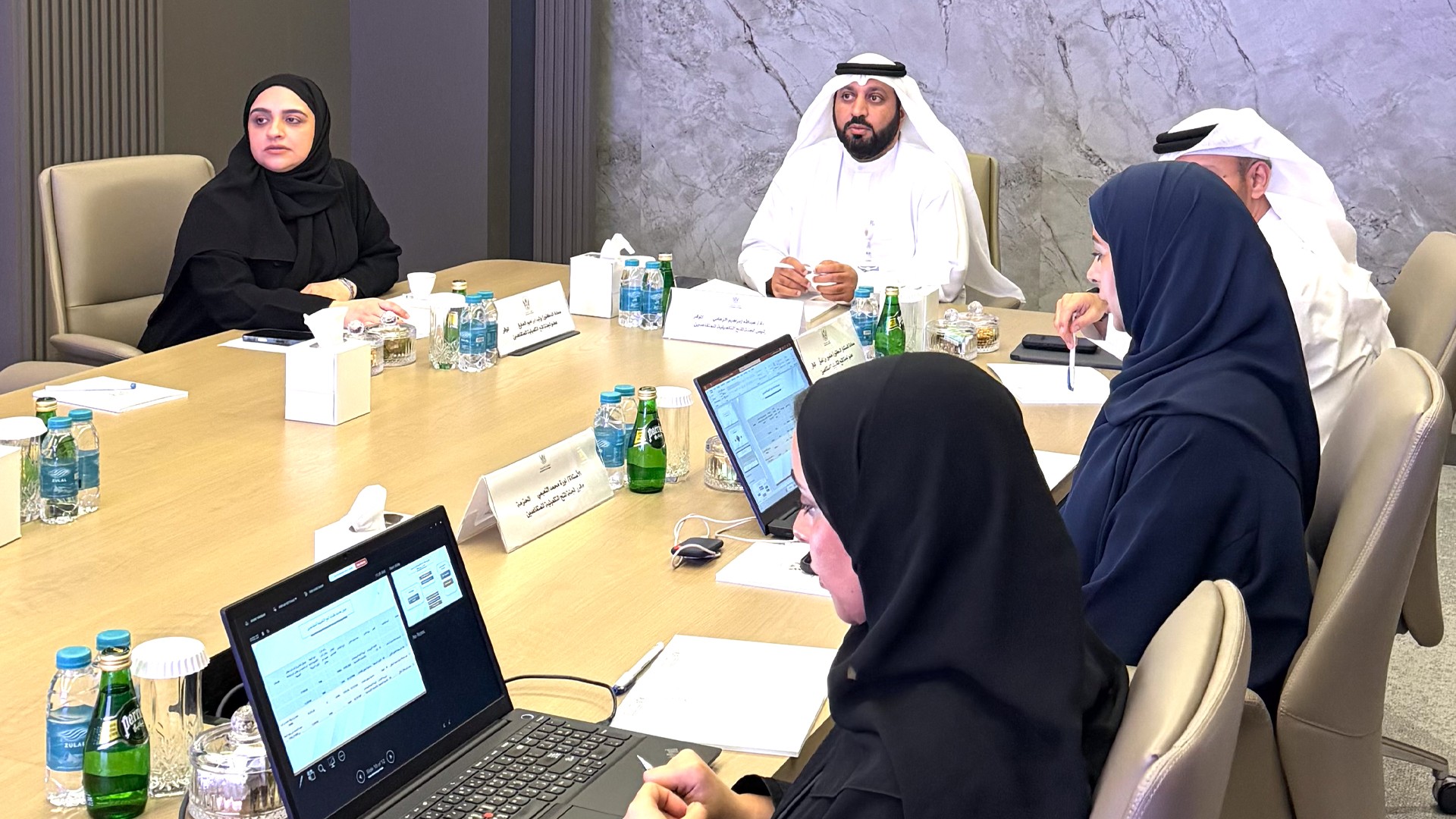 لجنة المنح التكميلية للمتقاعدين بالشارقة تعتمد 34 طلباً جديداً 