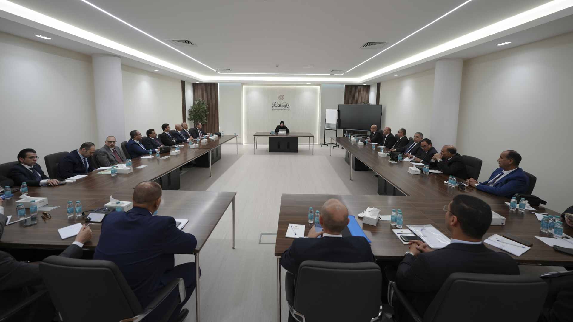معهد الشارقة للعلوم القضائية يطلق "ملتقى التهيئة القضائية"