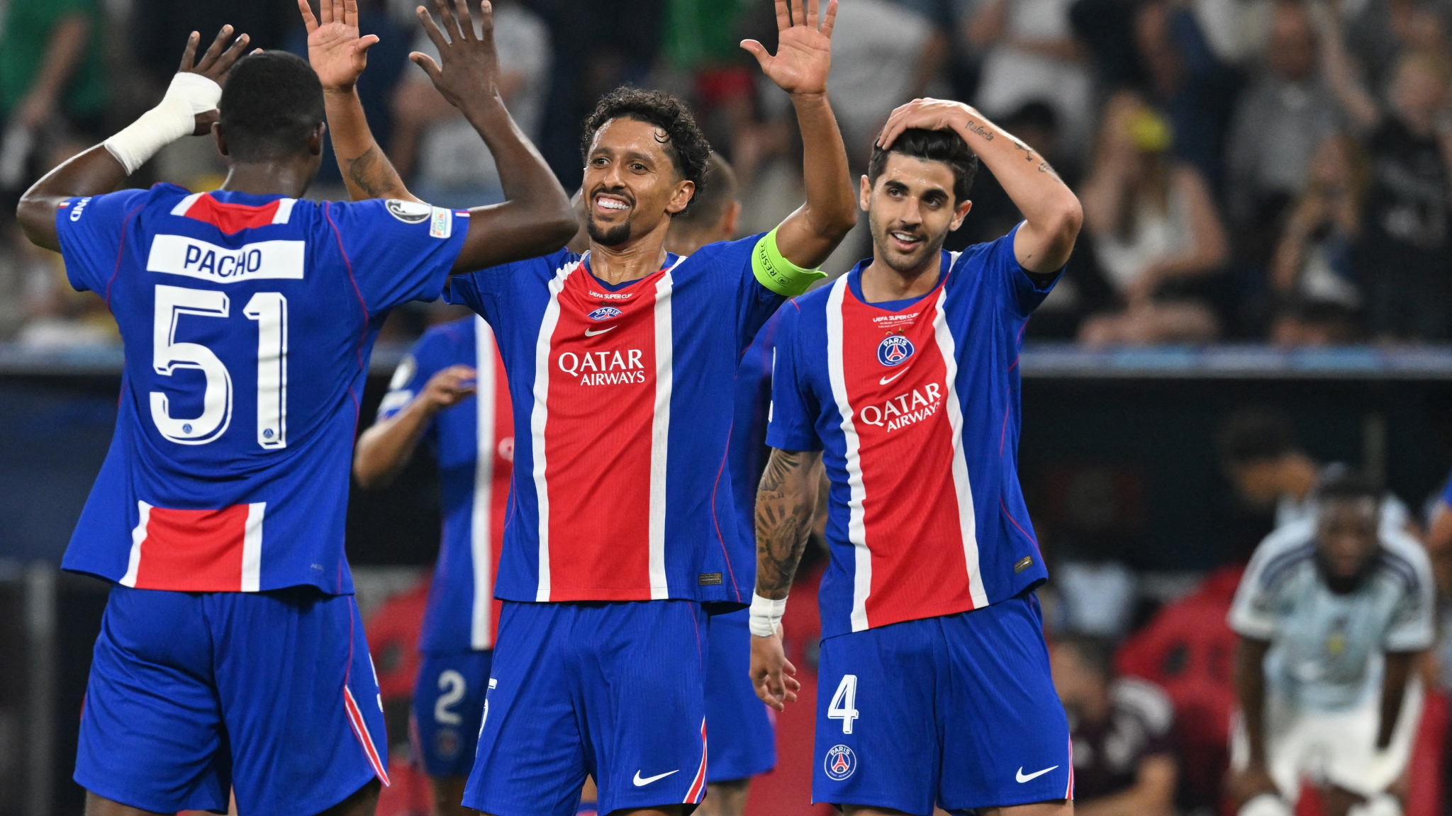 سان جيرمان يتوج بلقب كأس السوبر الأوروبية