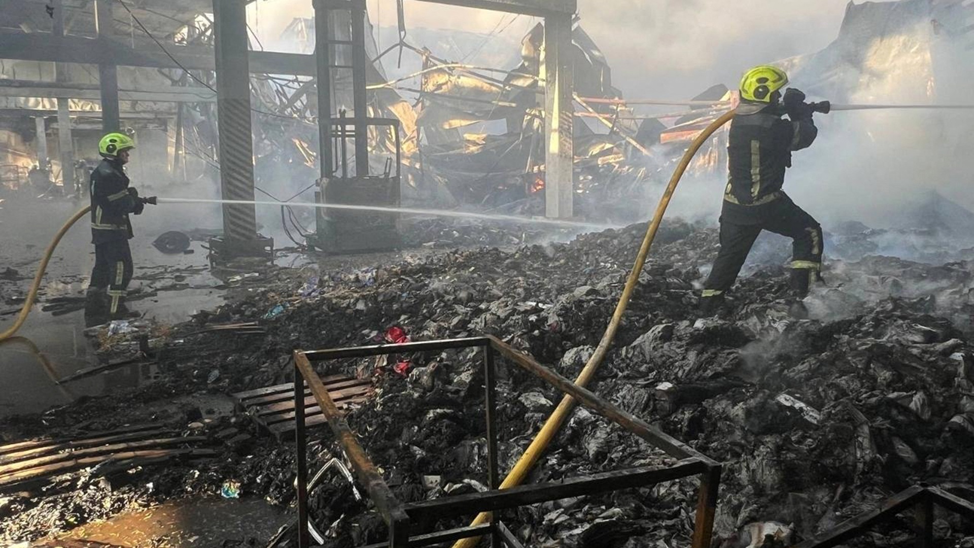 صورة بعنوان: مقتل 7 إثر هجوم روسي على منشآت للسكك الحديدية في أوكرانيا  