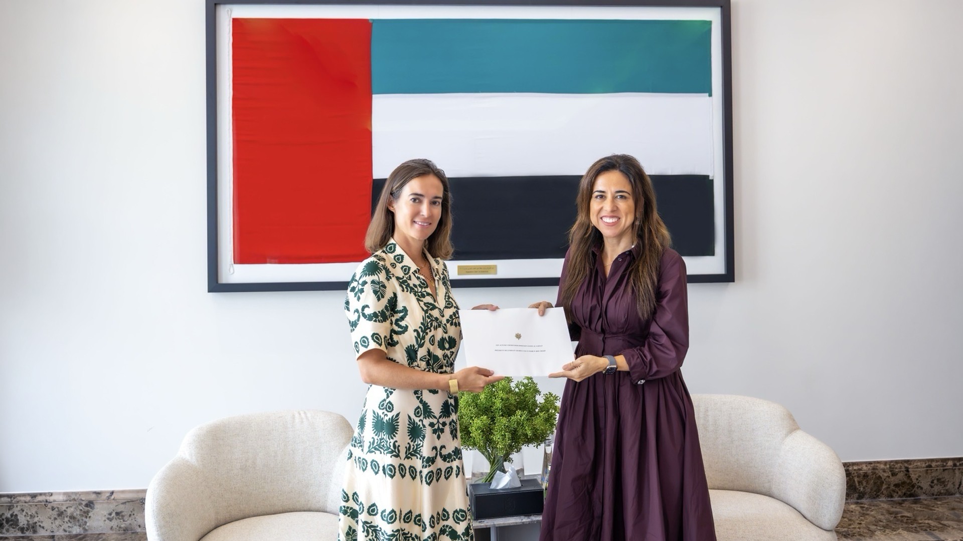 Lana Nusseibeh receives credentials from French Ambassador 
