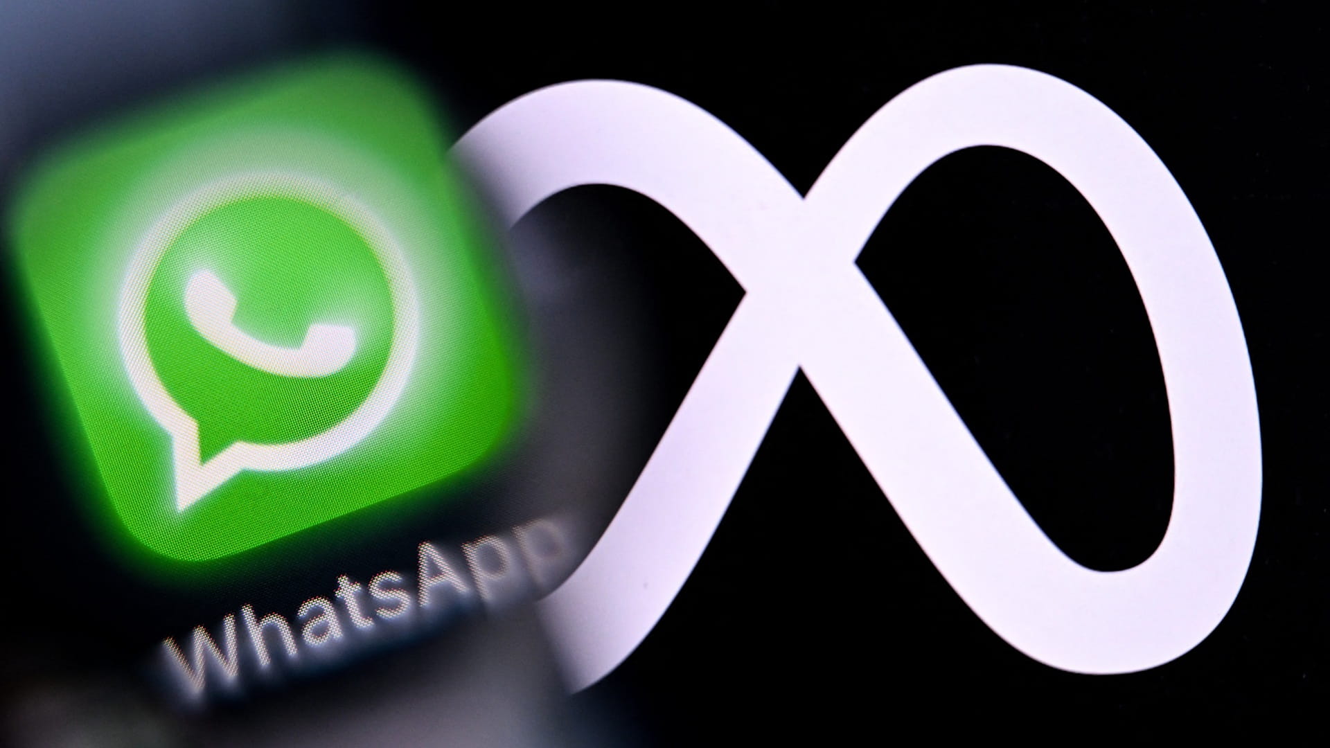 EU warns Meta it must open up WhatsApp to rival AI chatbots 