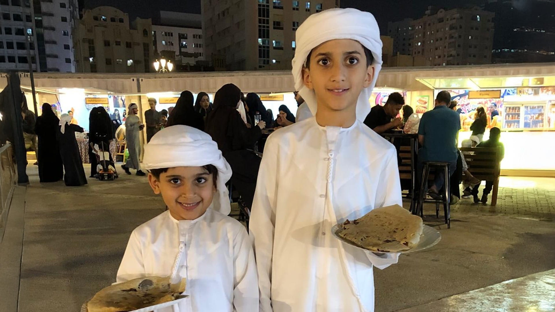 أطفال أيام الشارقة التراثية.. حضور ينعش الذاكرة ويجدد الهوية 