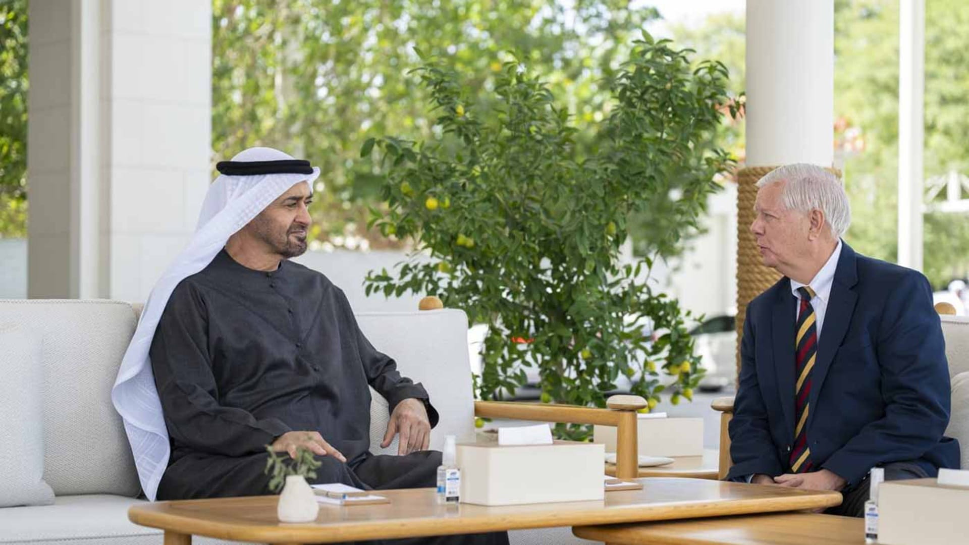 UAE President receives US Senator Lindsey Graham