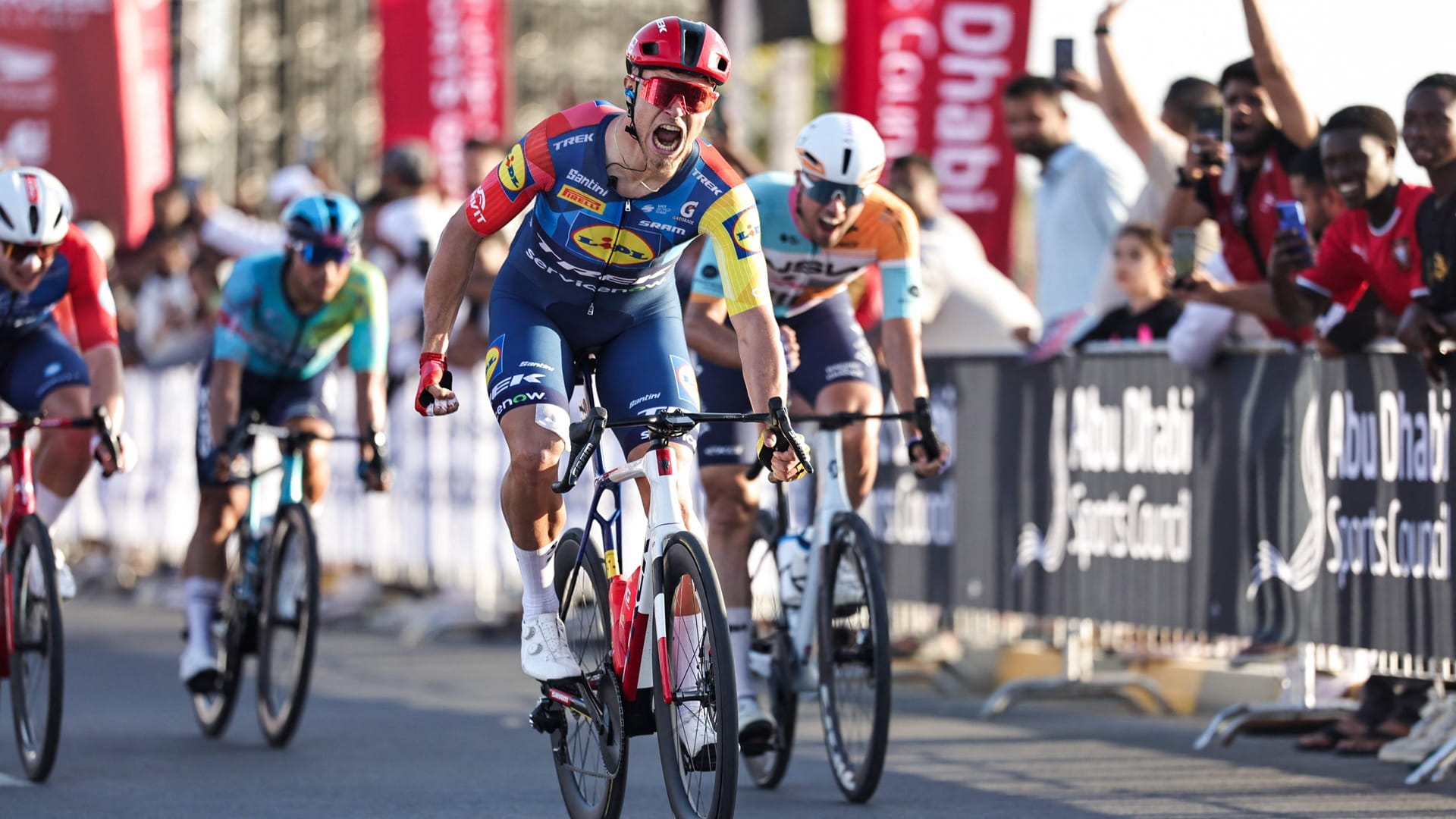 Jonathan Milan wins stage four of UAE Tour