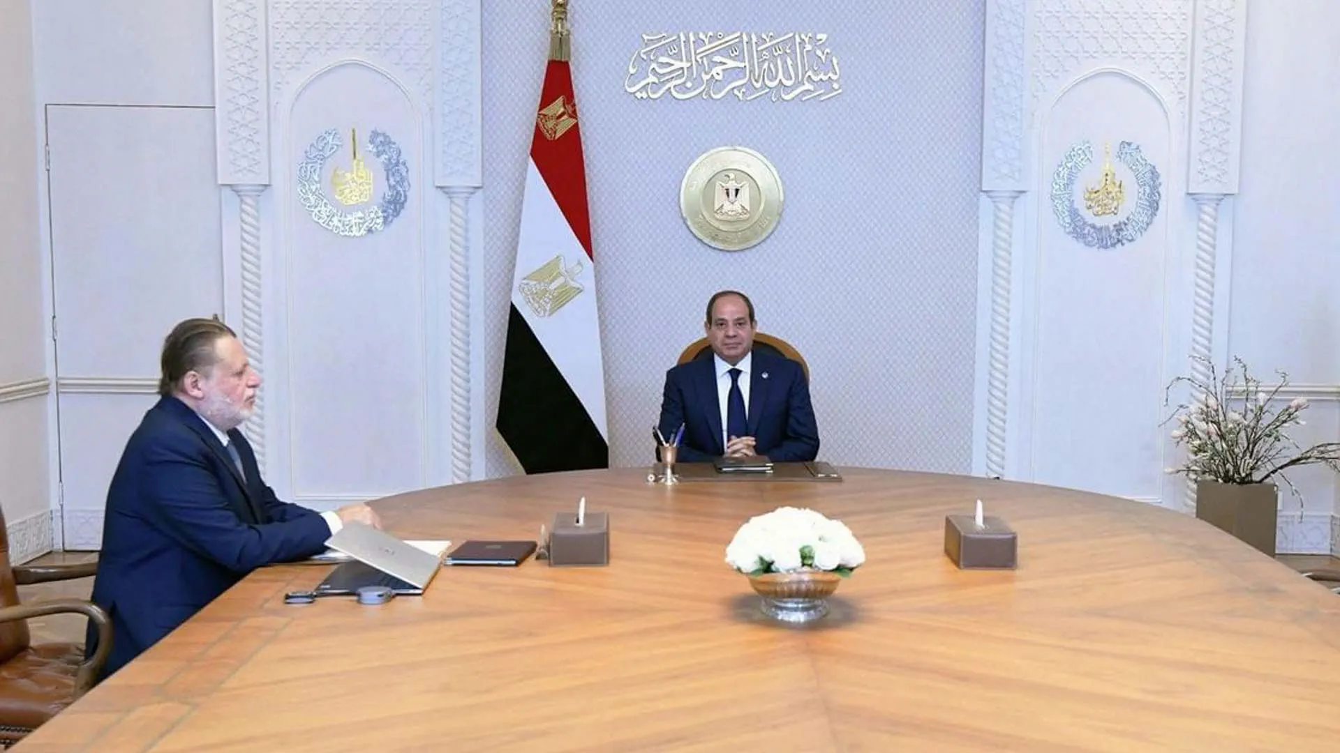 "المركزي المصري" يسجل 52,6 مليار دولار صافي الاحتياطيات الدولية