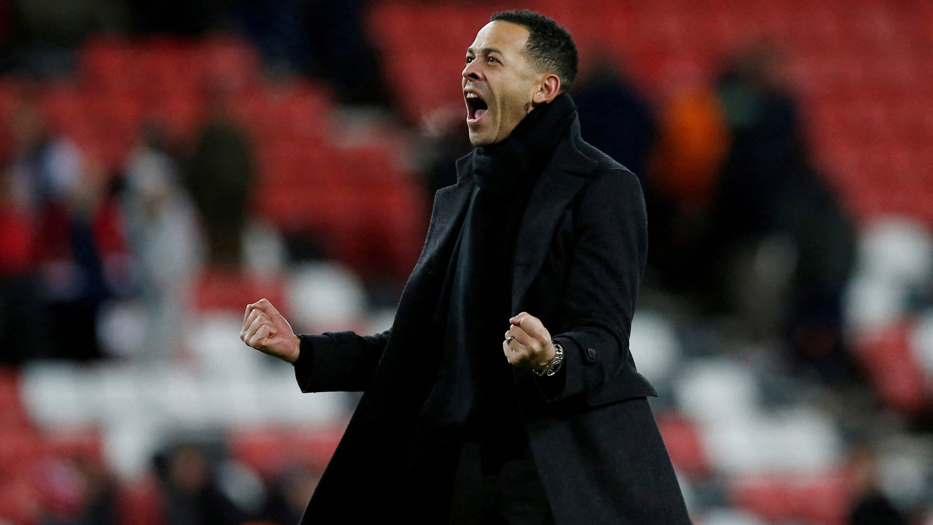 Chelsea appoint inexperienced Rosenior as new boss
