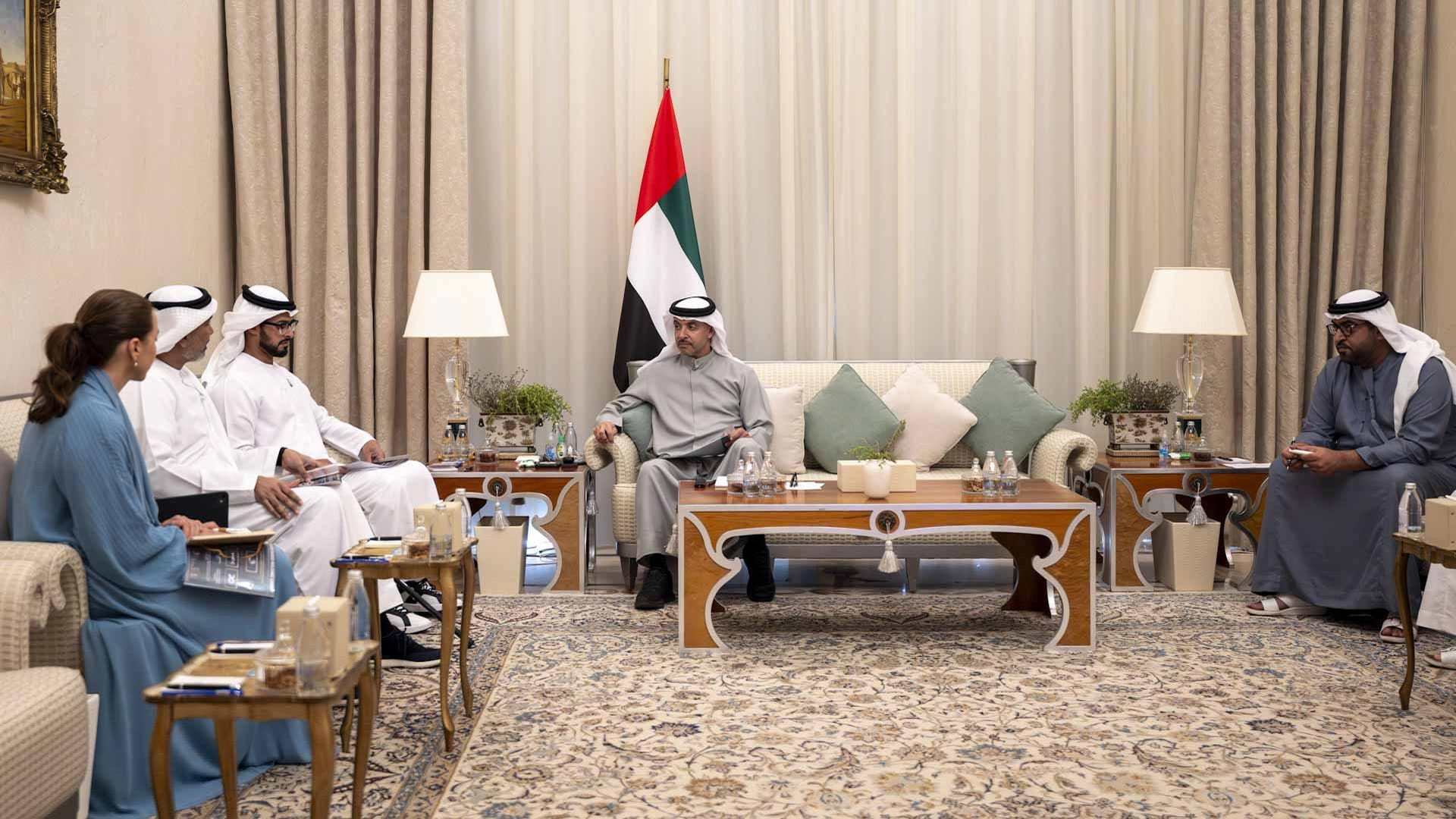 Hazza bin Zayed receives delegation from IHC, 2PointZero Group 