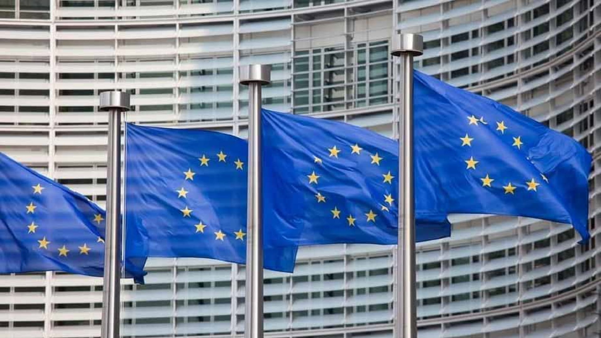 معدل البطالة في منطقة اليورو ينخفض إلى 6.3% 