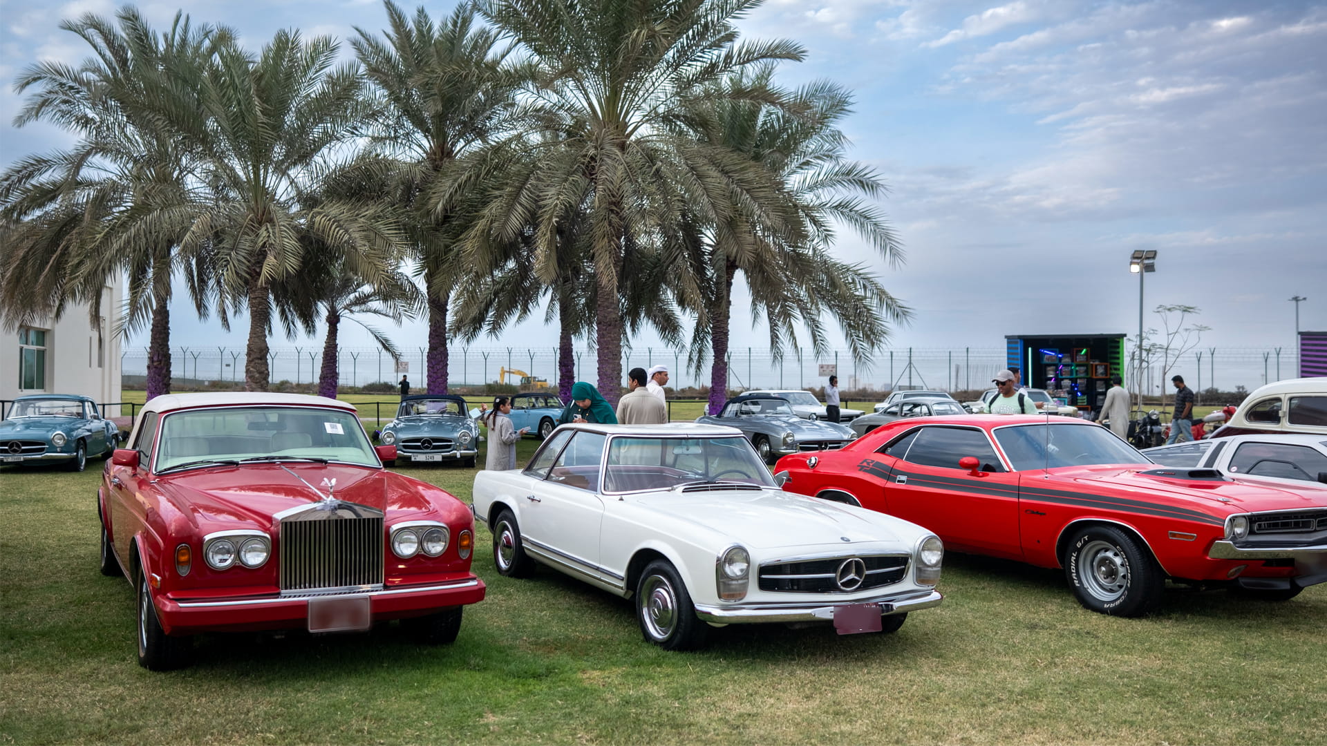 مهرجان الشارقة للسيارات القديمة ينطلق 22 يناير بعروض ومزادات فريدة 