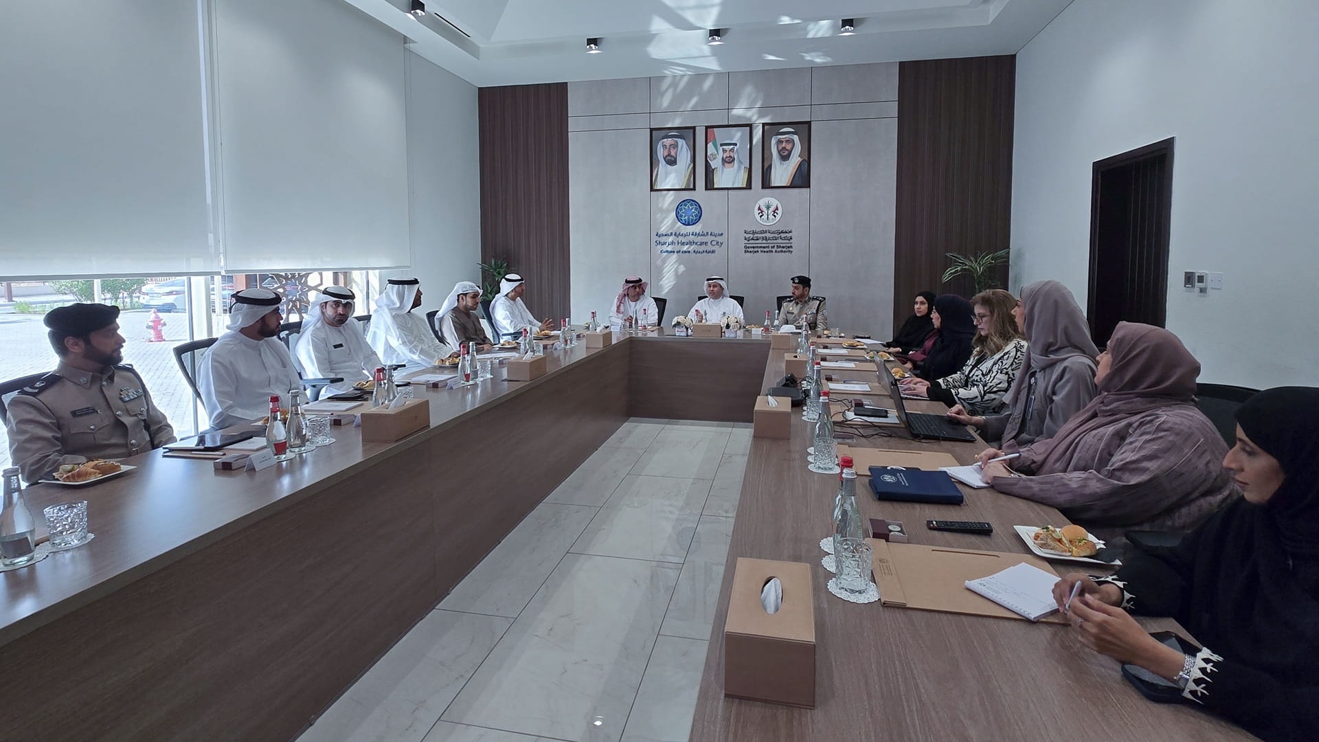 لجنة توسيع برنامج "الشارقة إمارة صحية" تبحث خطتها لـ2026-2028