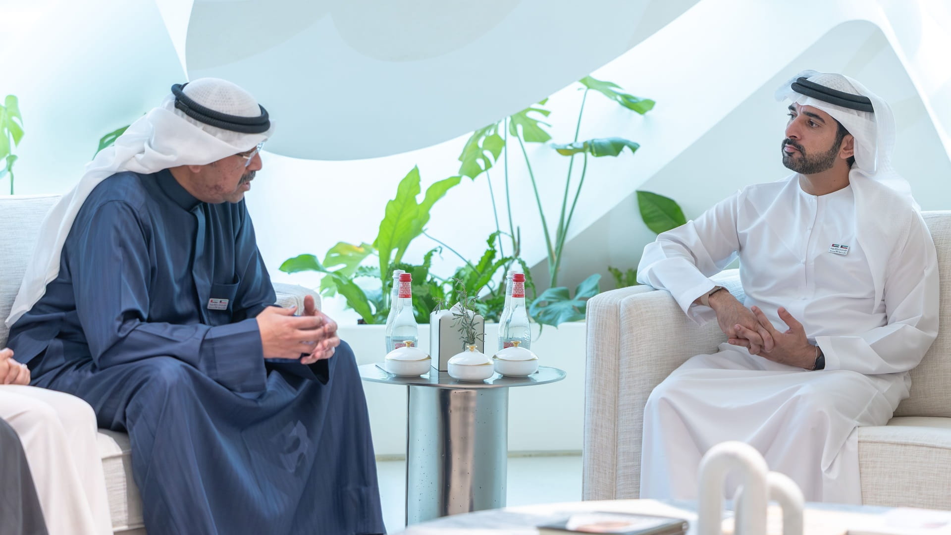 حمدان بن محمد ووزير الدفاع الكويتي يبحثان تعزيز التعاون الثنائي 