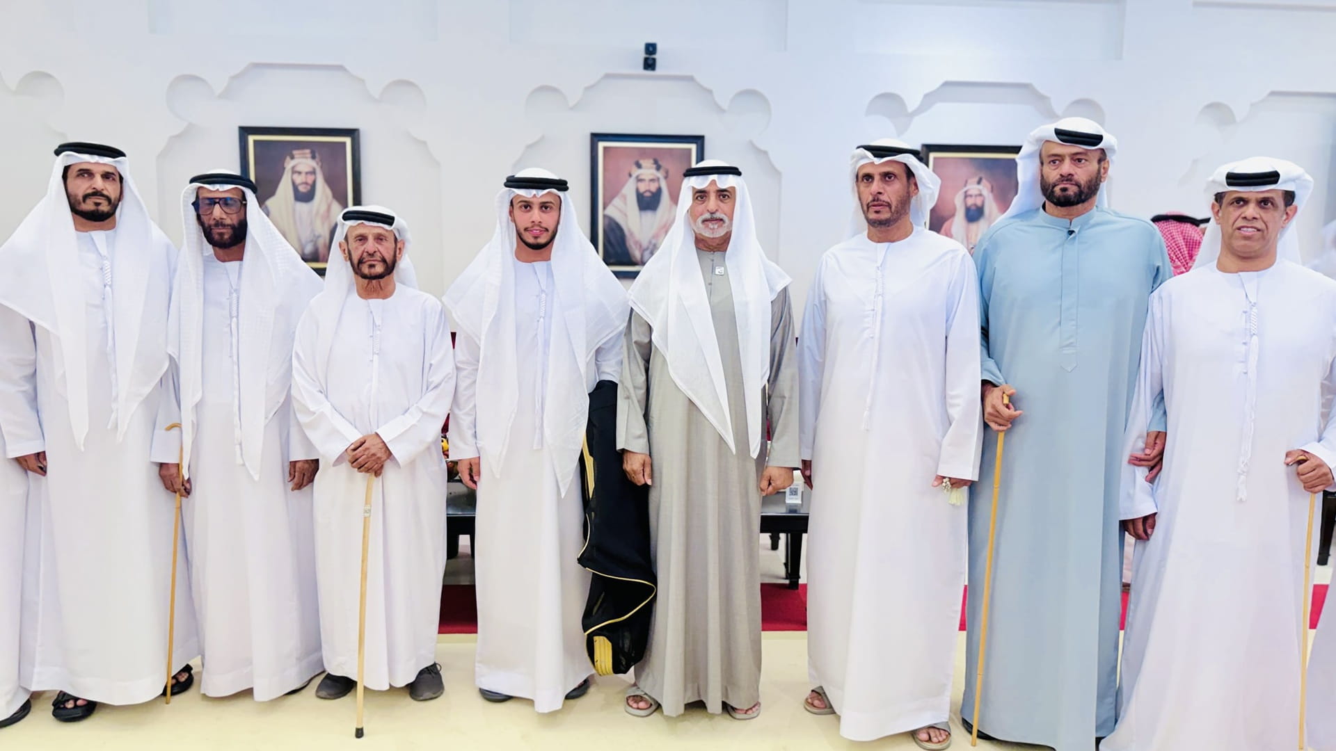 نهيان بن مبارك يشهد أفراح العامري في العين 