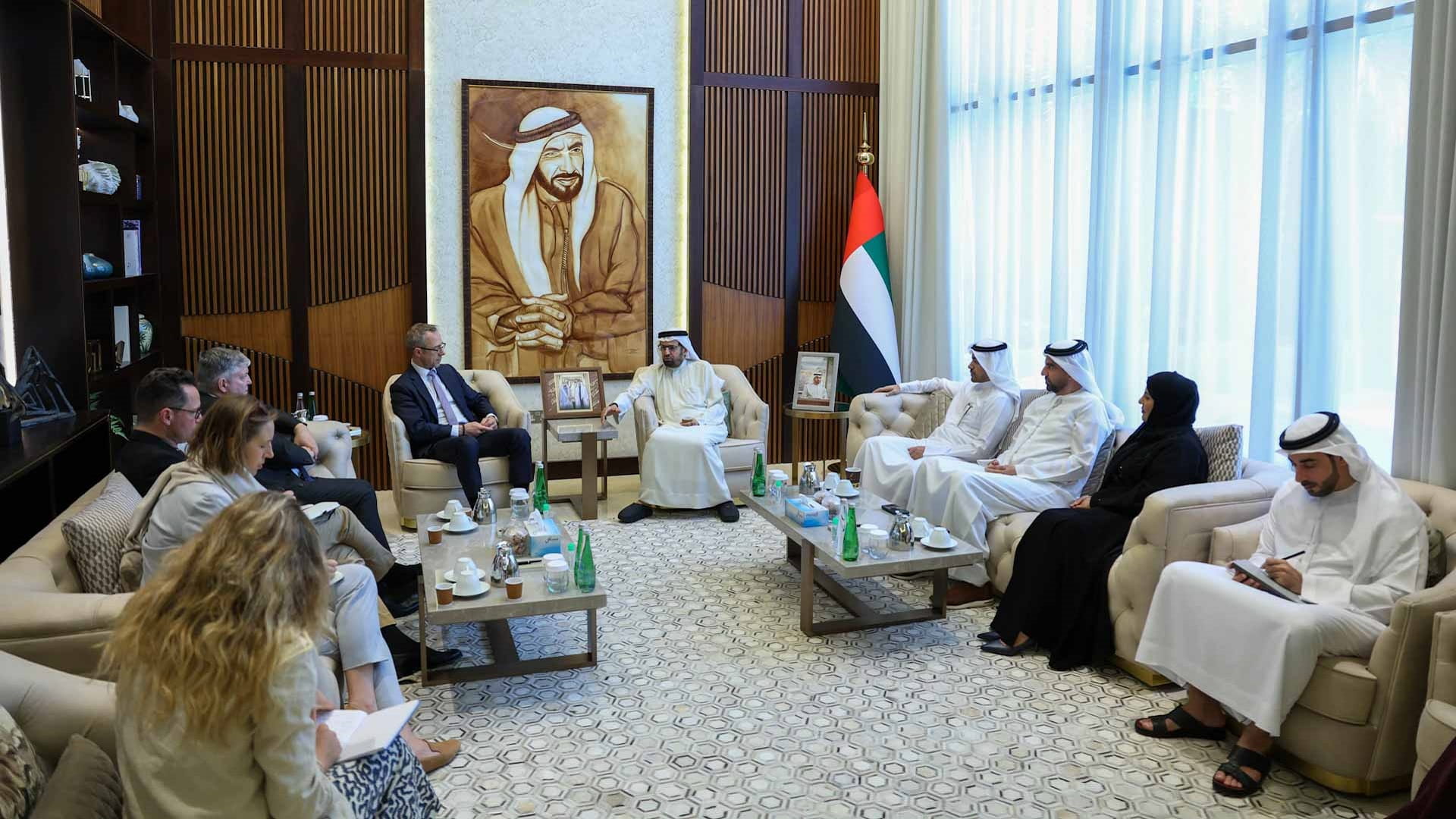الإمارات وألمانيا تبحثان التعاون البرلماني ودعم جهود الأمن الدولي 