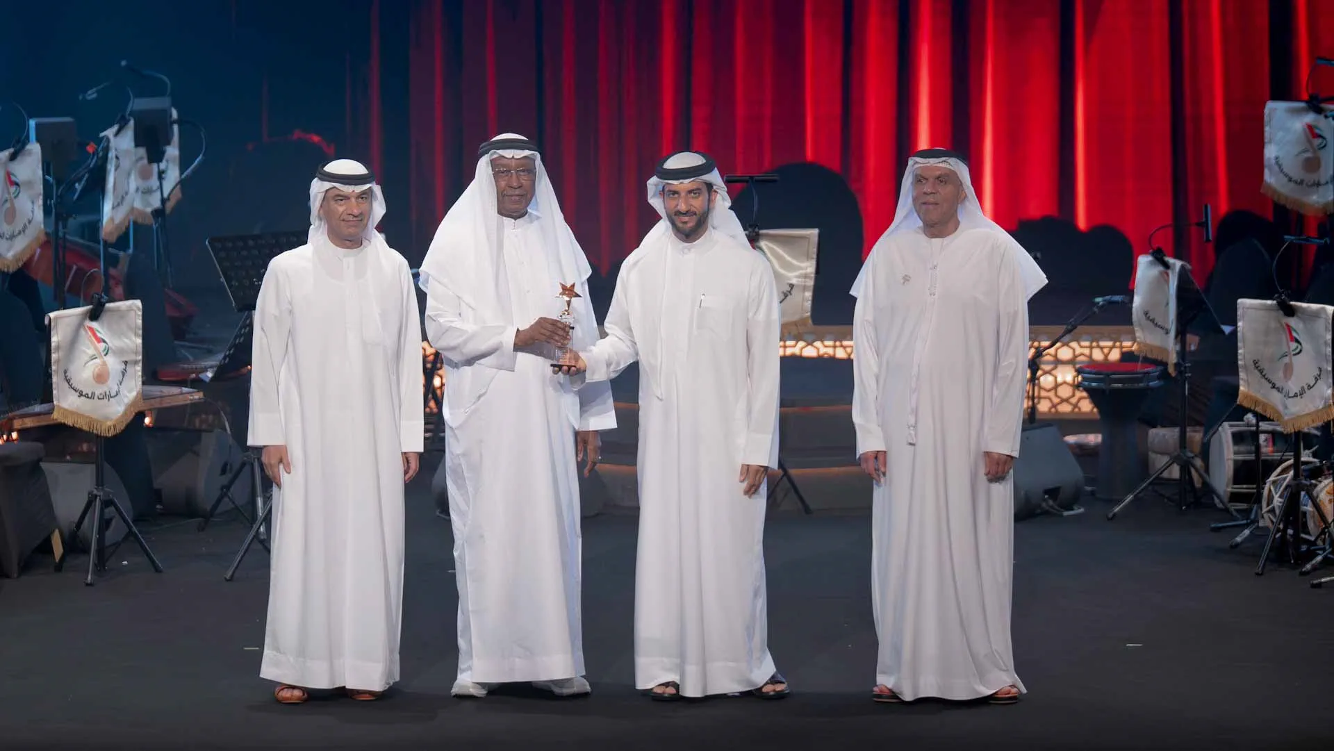 Sultan bin Ahmed applauds achievements of UAE theatre artists