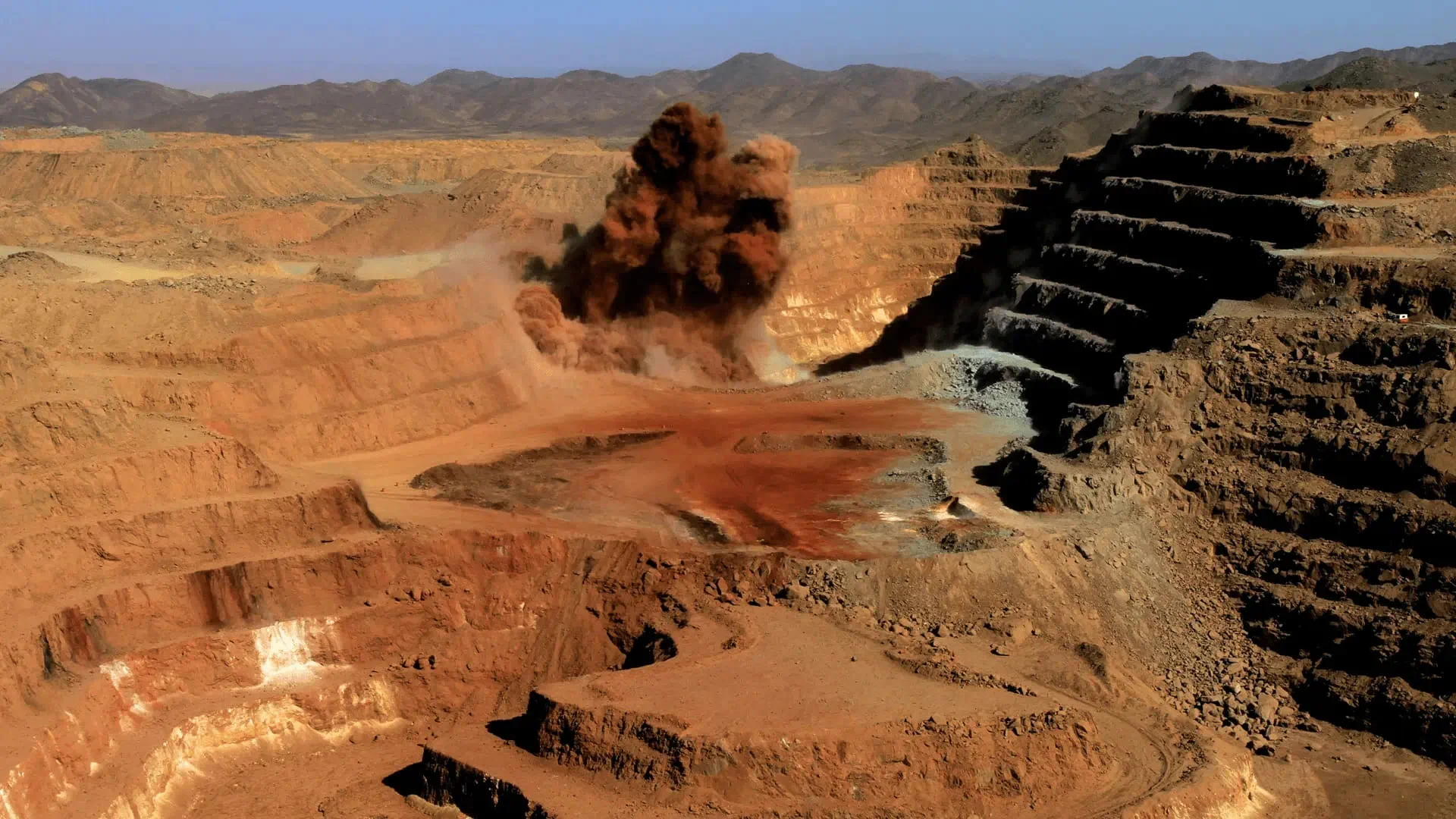 Sudan gold mine collapse kills 15 miners