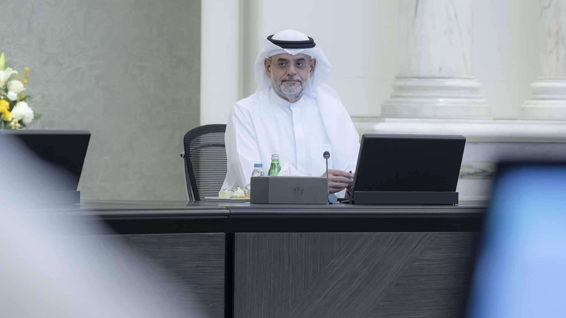 صورة بعنوان: <span class="scChromeData">{"commands":[{"click":"chrome:common:edititem({command:\"webedit:open\"})","header":"Edit the related item","icon":"/temp/iconcache/office/16x16/cubes.png","disabledIcon":"/temp/cubes_disabled16x16.png","isDivider":false,"tooltip":"Edit the related item in the Content Editor.","type":"common"},{"click":"chrome:rendering:personalize({command:\"webedit:personalize\"})","header":"Personalize","icon":"/temp/iconcache/office/16x16/users_family.png","disabledIcon":"/temp/users_family_disabled16x16.png","isDivider":false,"tooltip":"Create or edit personalization for this component.","type":"sticky"},{"click":"chrome:rendering:editvariations({command:\"webedit:editvariations\"})","header":"Edit variations","icon":"/temp/iconcache/office/16x16/windows.png","disabledIcon":"/temp/windows_disabled16x16.png","isDivider":false,"tooltip":"Edit the variations.","type":"sticky"}],"contextItemUri":"sitecore://master/{B52A3142-9C16-4159-BBA0-40B3548D1352}?lang=ar&ver=1","custom":{},"displayName":"Title","expandedDisplayName":"This is require field and Maximum 90 character is allow"}</span><span sc_parameters="prevent-line-break=true" class="scWebEditInput scEnabledChrome" id="fld_B52A31429C164159BBA040B3548D1352_E873DAB3C3324E8EB106973D9F53F5B7_ar_1_56982b7f50a4485cb749c454a96fc1fe_8542_edit" contenteditable="true" scdefaulttext="[No text in field]" scfieldtype="single-line text" sc-part-of="field">"التنفيذي"يعتمد مشروع الهيكل التنظيمي العام لدائرة الشارقة الرقمية</span>_6710421A11DB497BAEA97F3662FFF61C