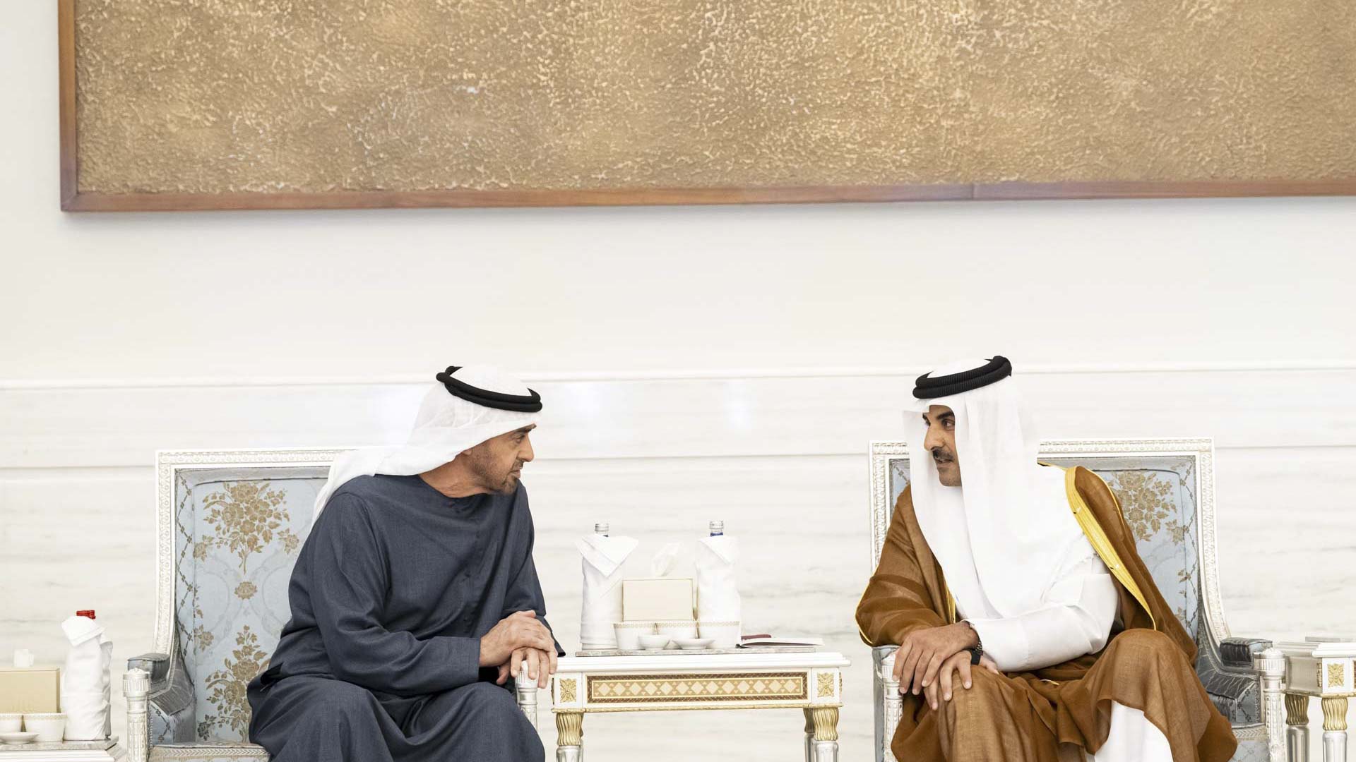 UAE President offers condolences to Emir of Qatar 