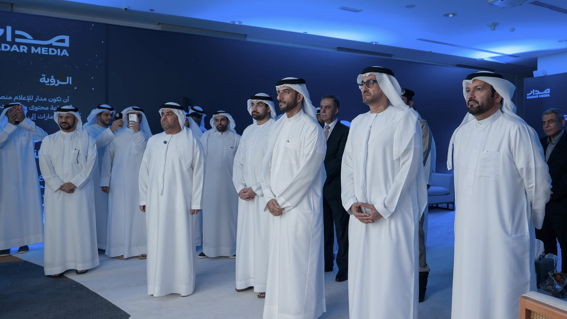 صورة بعنوان: سلطان بن أحمد يشهد إطلاق "مدار للإعلام" في الشارقة 