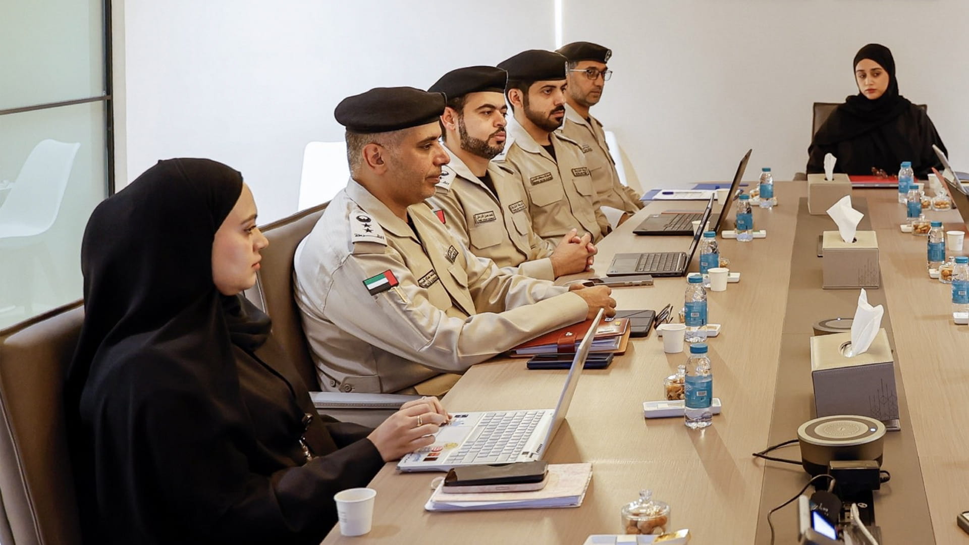 "الأشغال العامة" وشرطة الشارقة تعززان الجاهزية عبر تمرين مكتبي1
