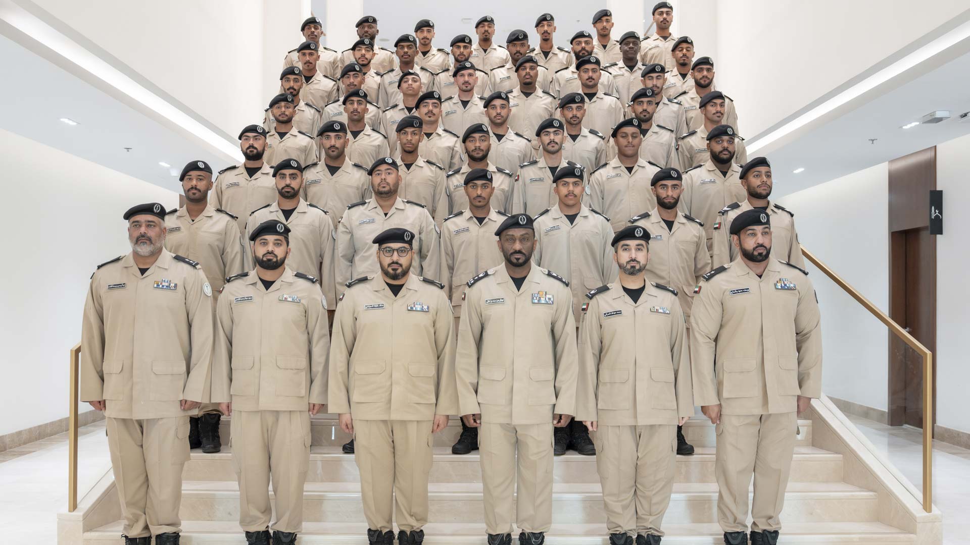 Sharjah Amiri Guard concludes fourth military training course