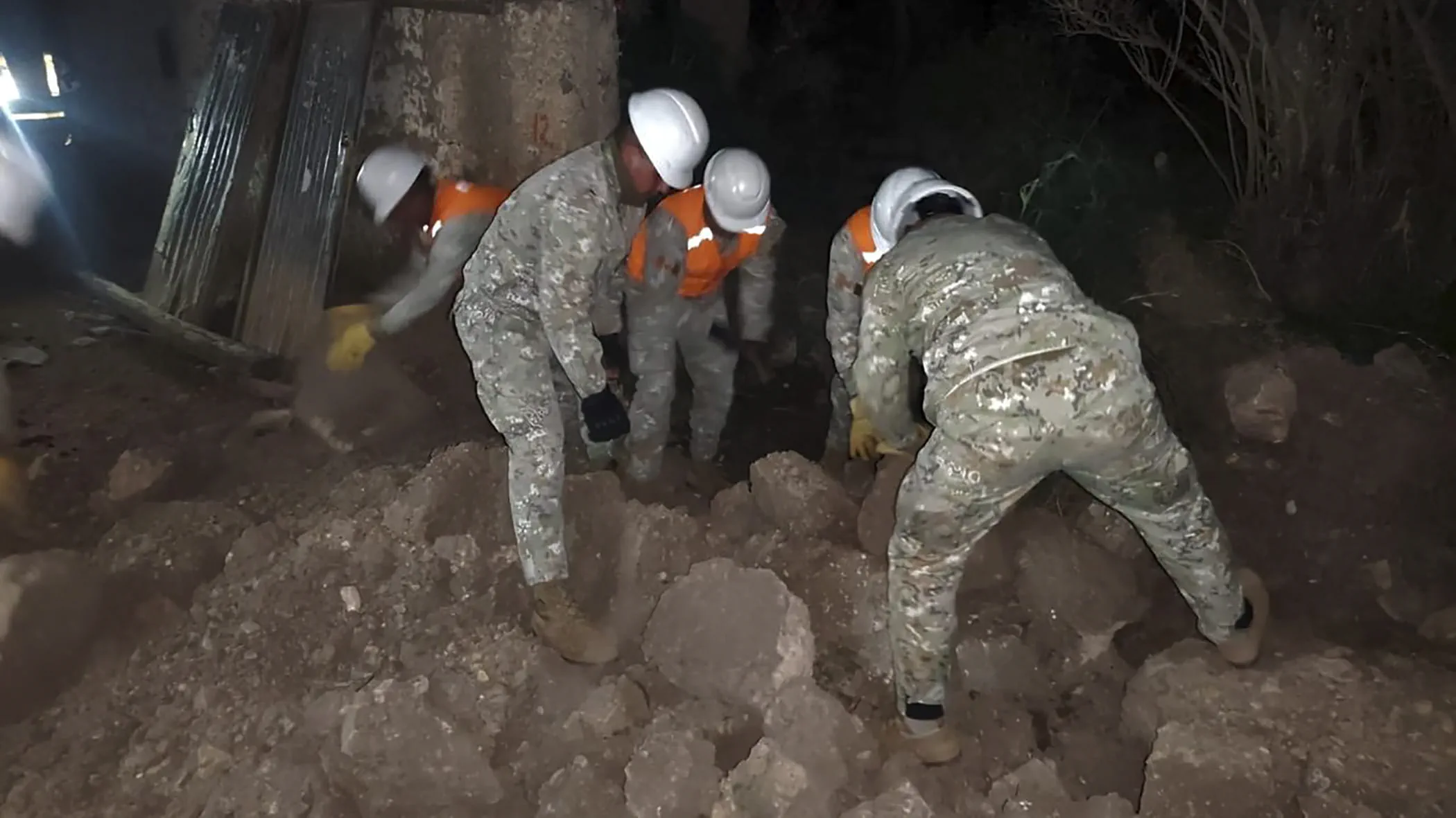 Peru earthquake kills five, leaves 300 people homeless 