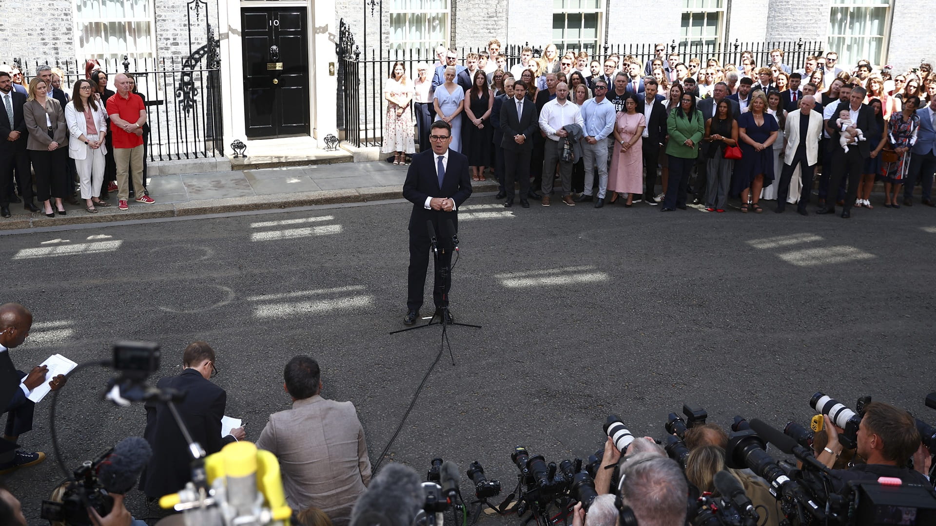 Burnham becomes PM vowing 10-year plan for Britain