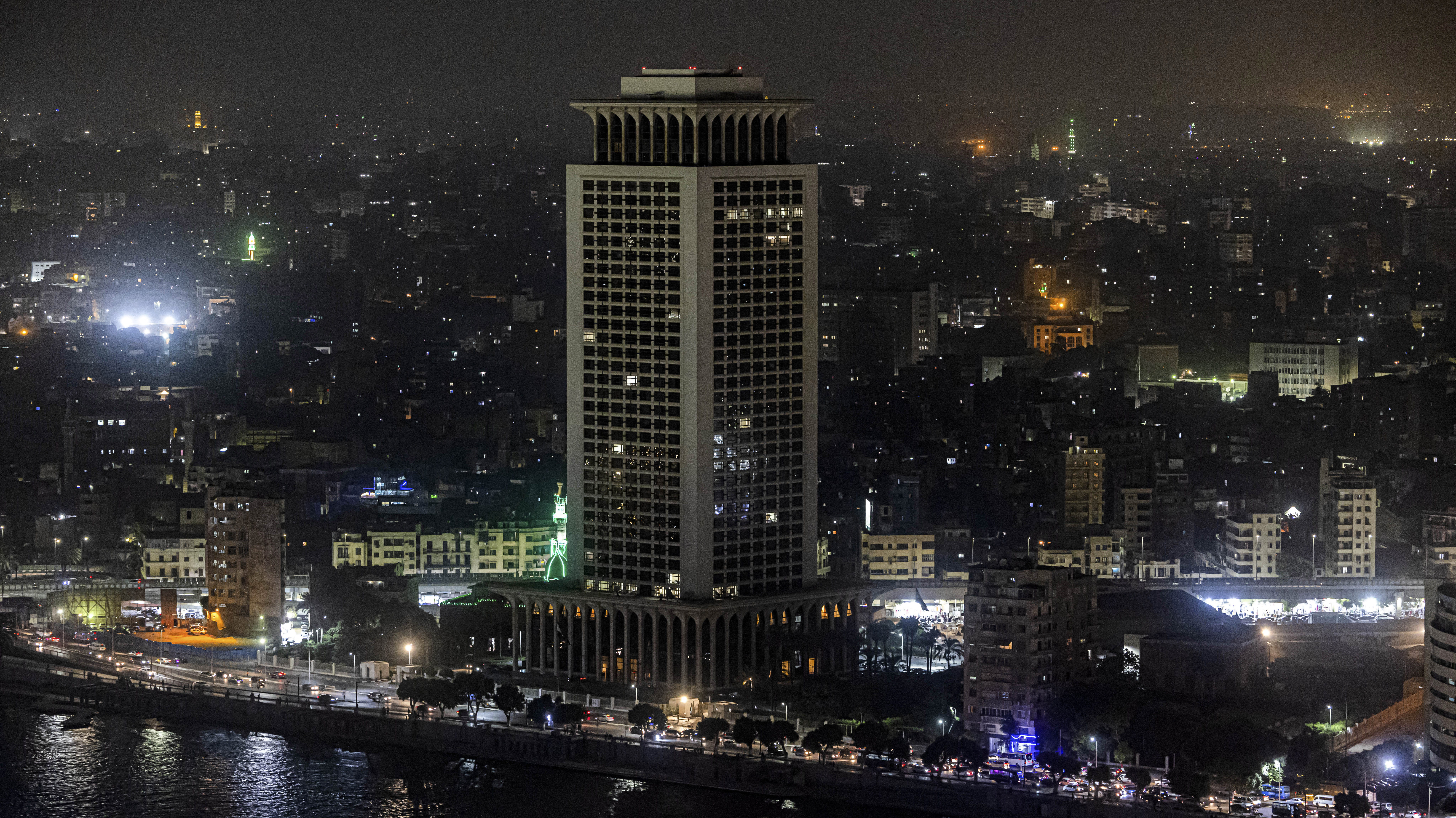مصر تدين الاعتداء الإيراني على المنشآت الحيوية في الكويت 