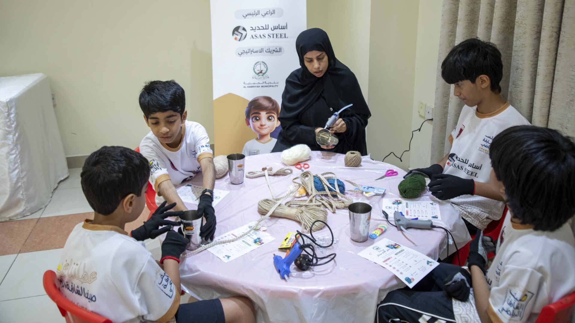 بلدية الحمرية ترسخ مفاهيم الاستدامة البيئية لدى الناشئة 