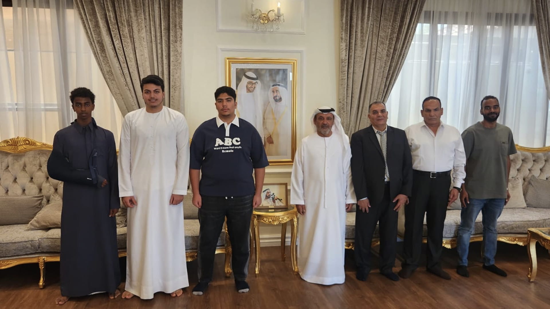 والي جزيرة أبو موسى يكرم خريجي الثانوية العامة للعام 2025-2026  