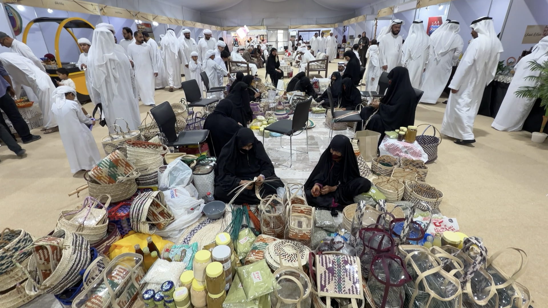 Productive families take centre stage at Al Dhaid Date Festival