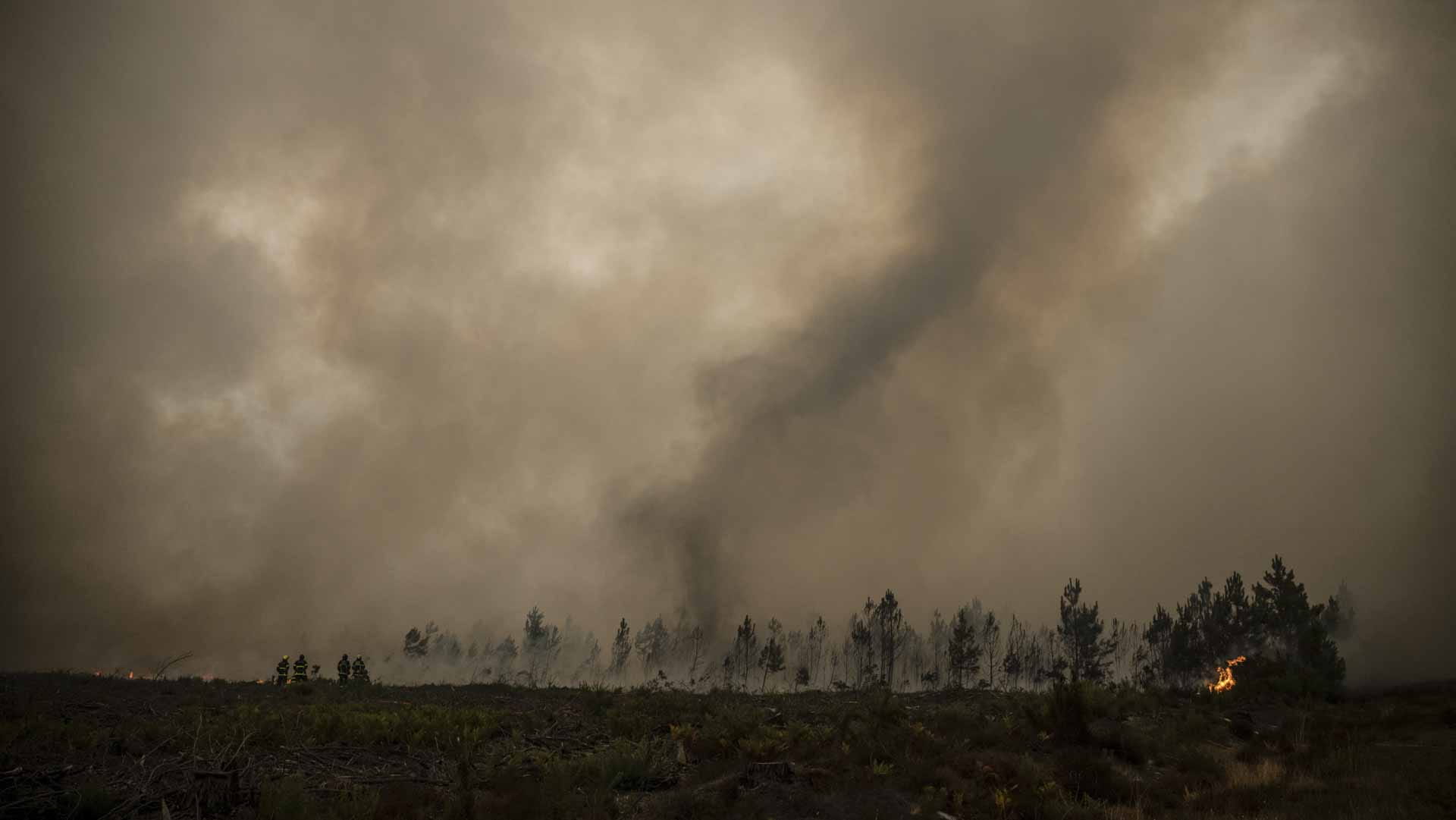 Wildfires force 260,000 evacuations across France, Spain
