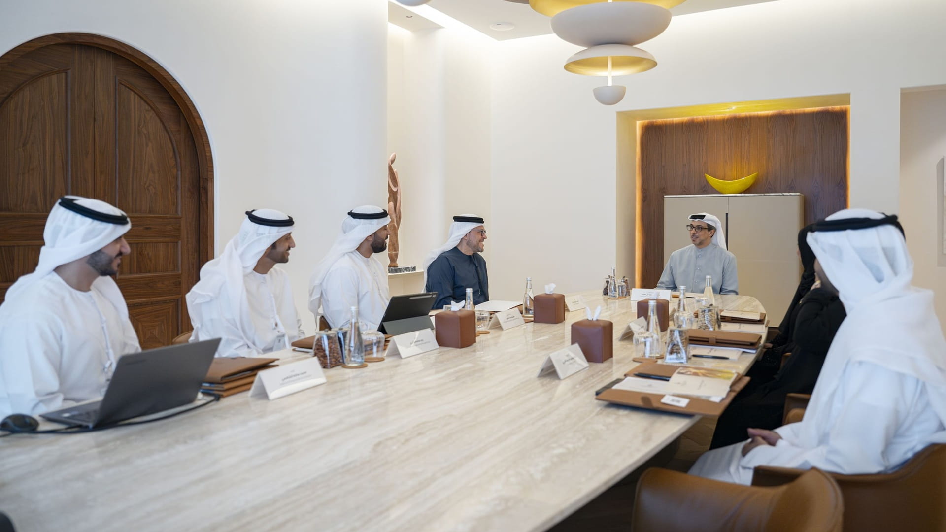 Mansour bin Zayed chairs meeting of ADAFSA's newly formed BoD 