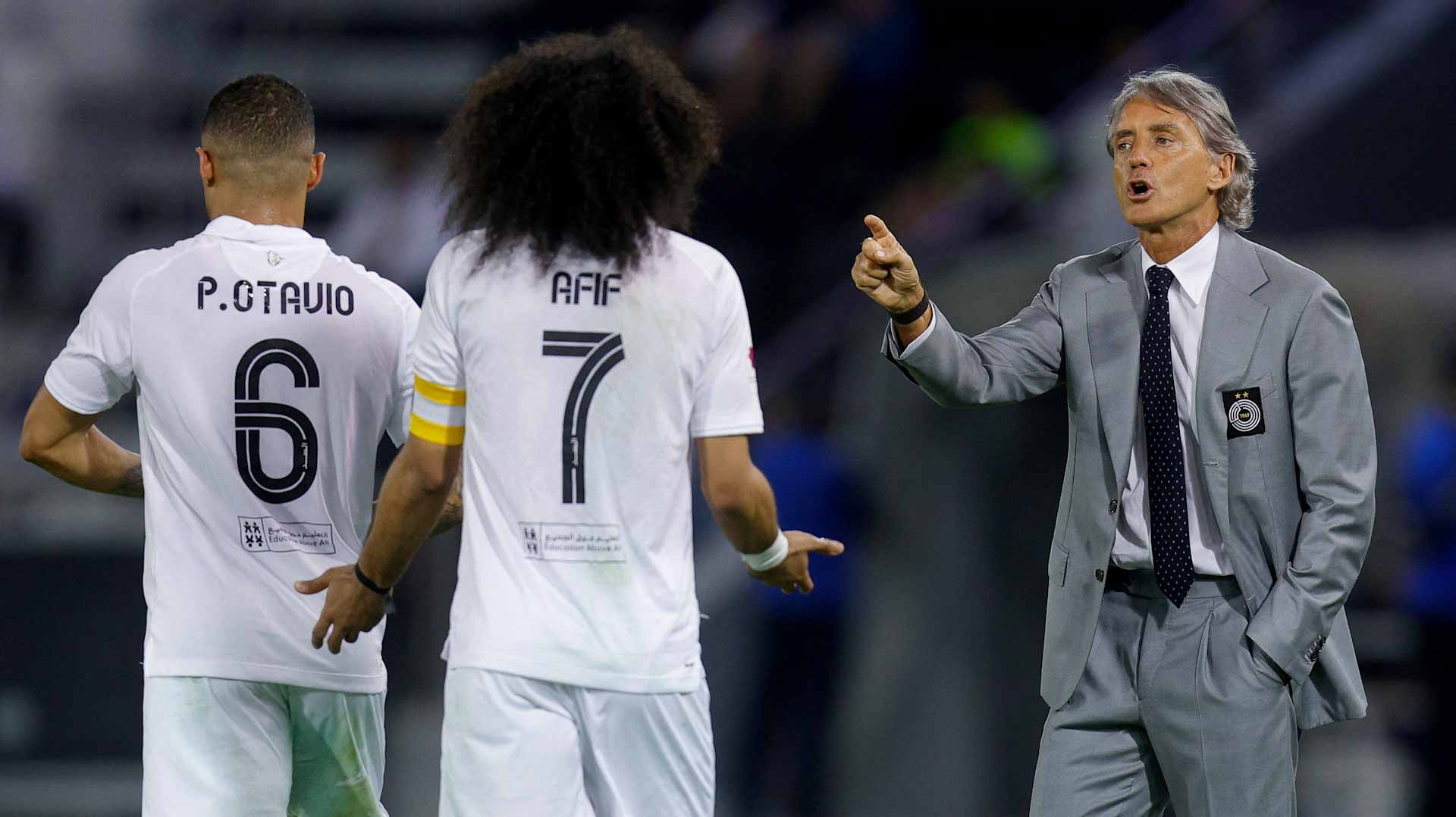مانشيني يعود لمحاولة إنقاذ المنتخب الإيطالي 