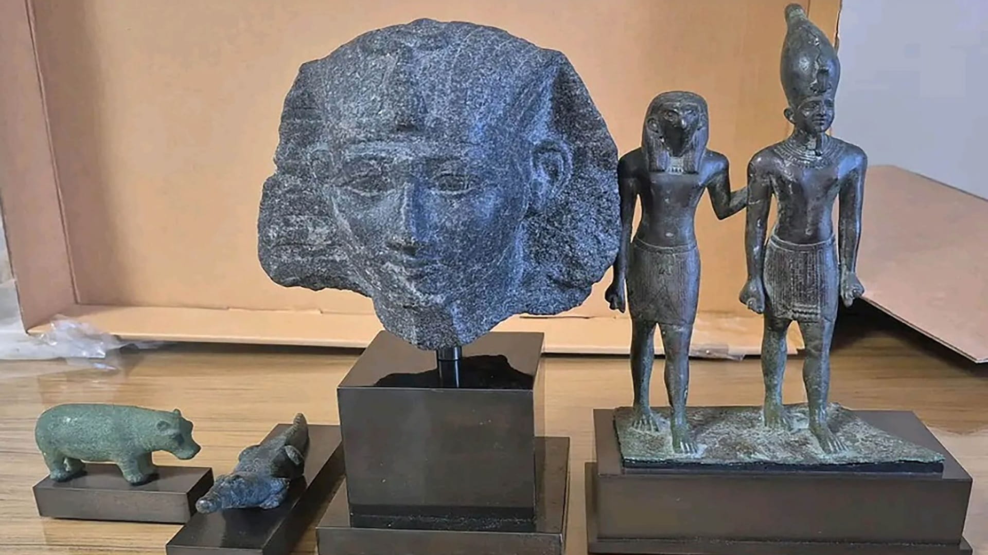 Cairo reclaims 4 rare artifacts from US