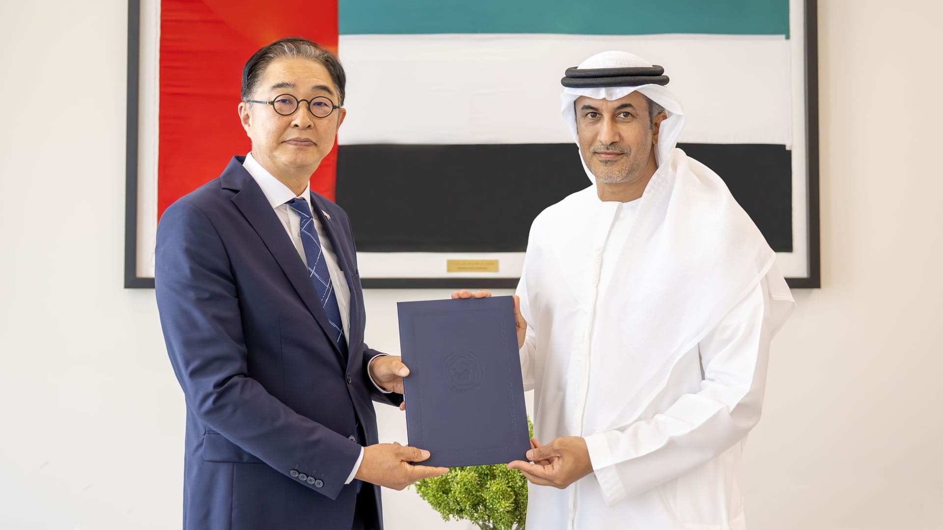 UAE receives credentials copy of South Korean Ambassador