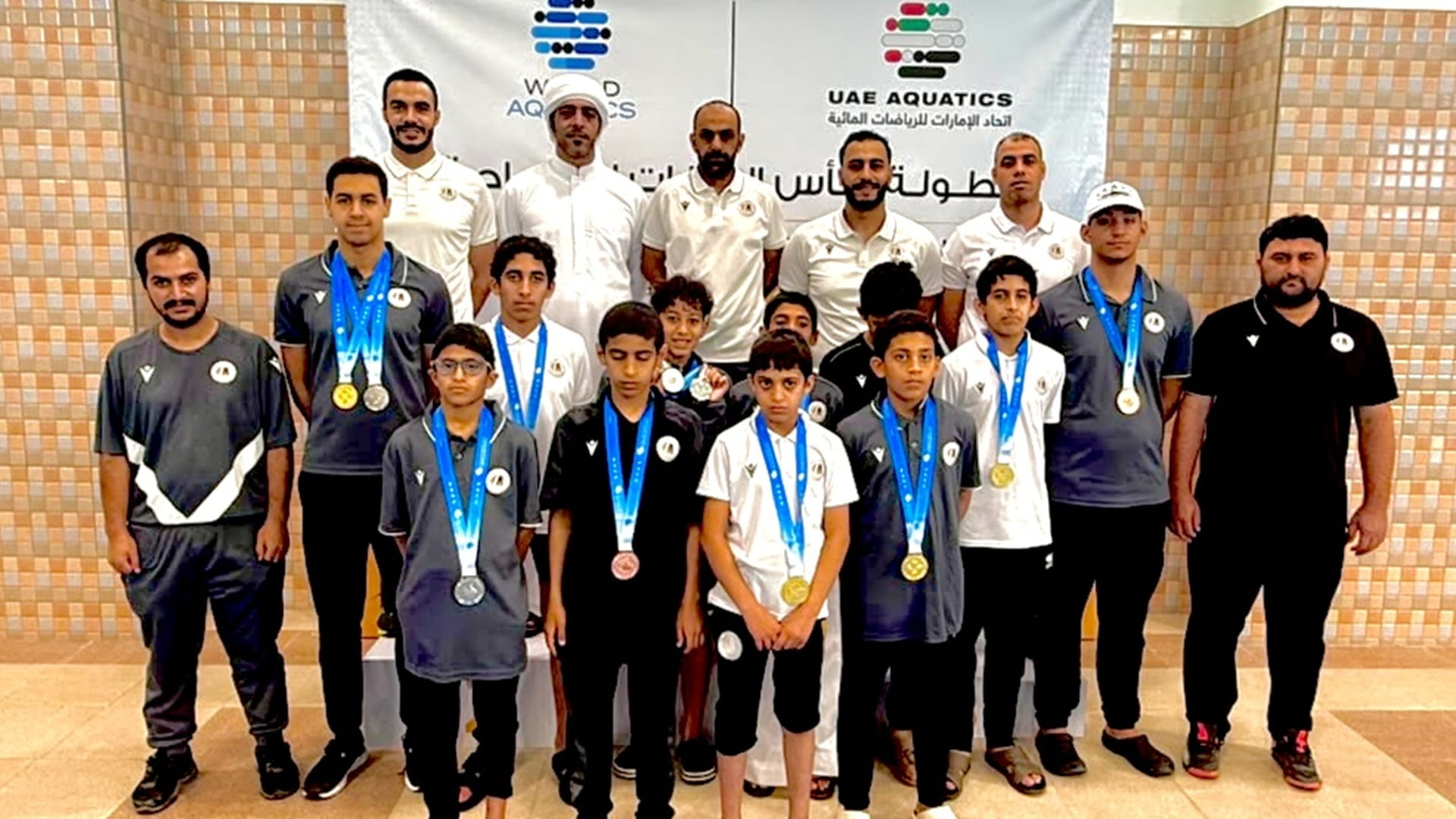 نادي مليحة يحصد 10 ميداليات في بطولة الاتحاد للسباحة للناشئين 