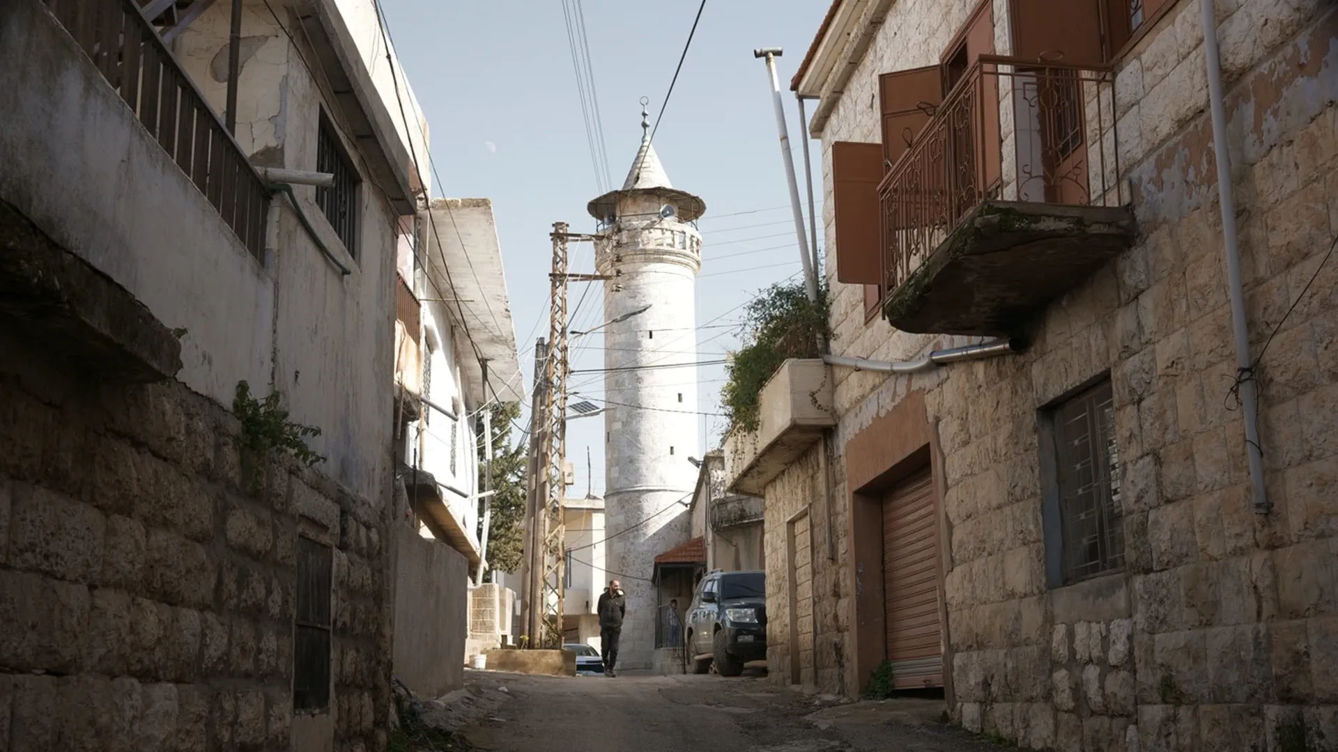alley