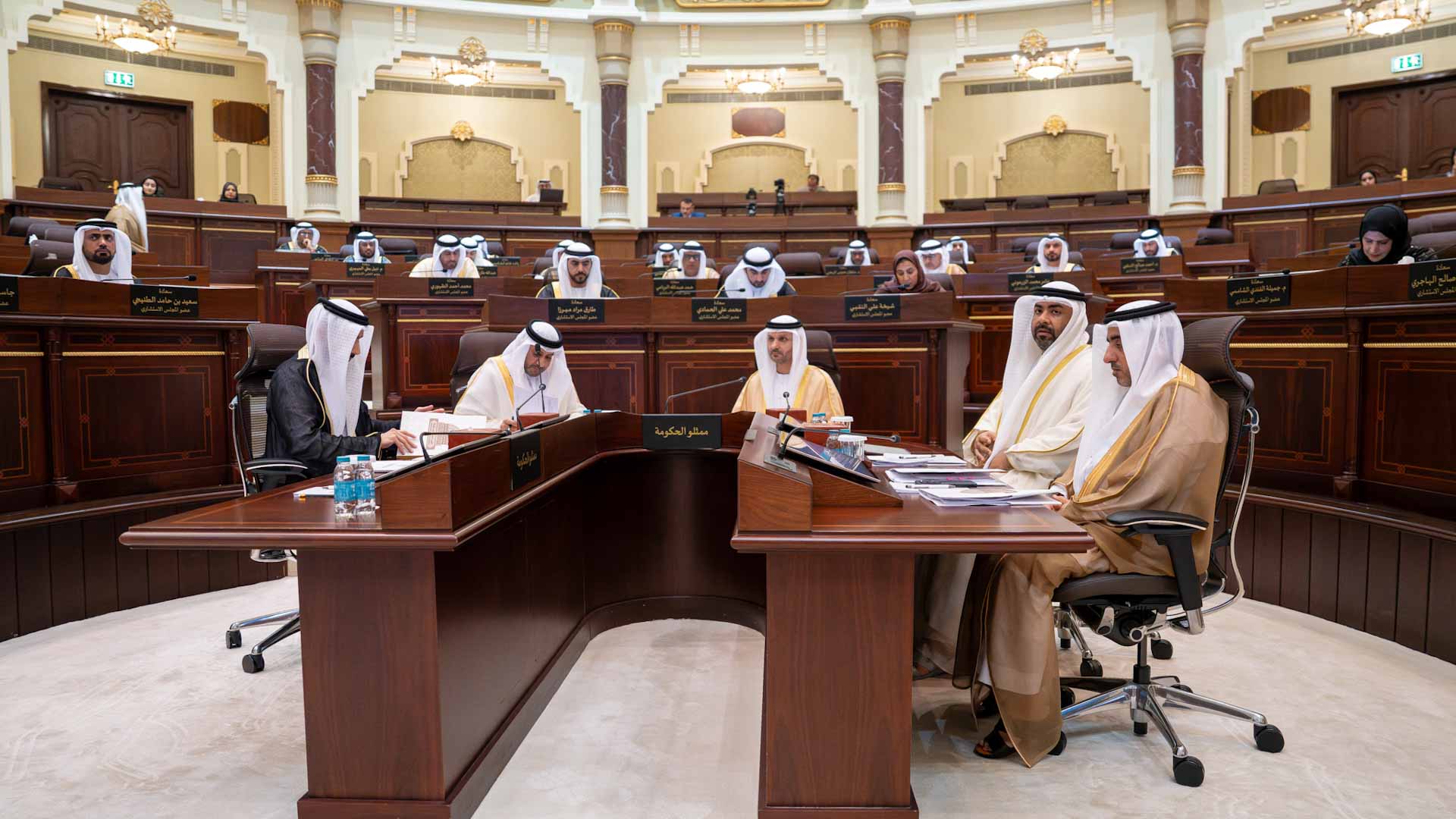 "استشاري الشارقة" يختتم أعماله باستعراض إنجازاته البرلمانية 