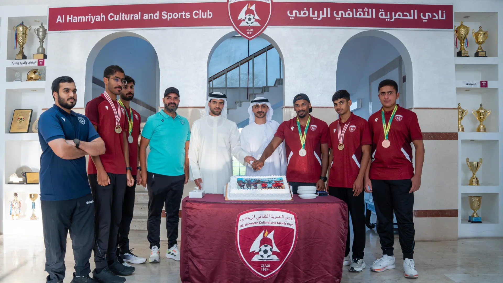 Al Hamriyah honours rowers following medal successes